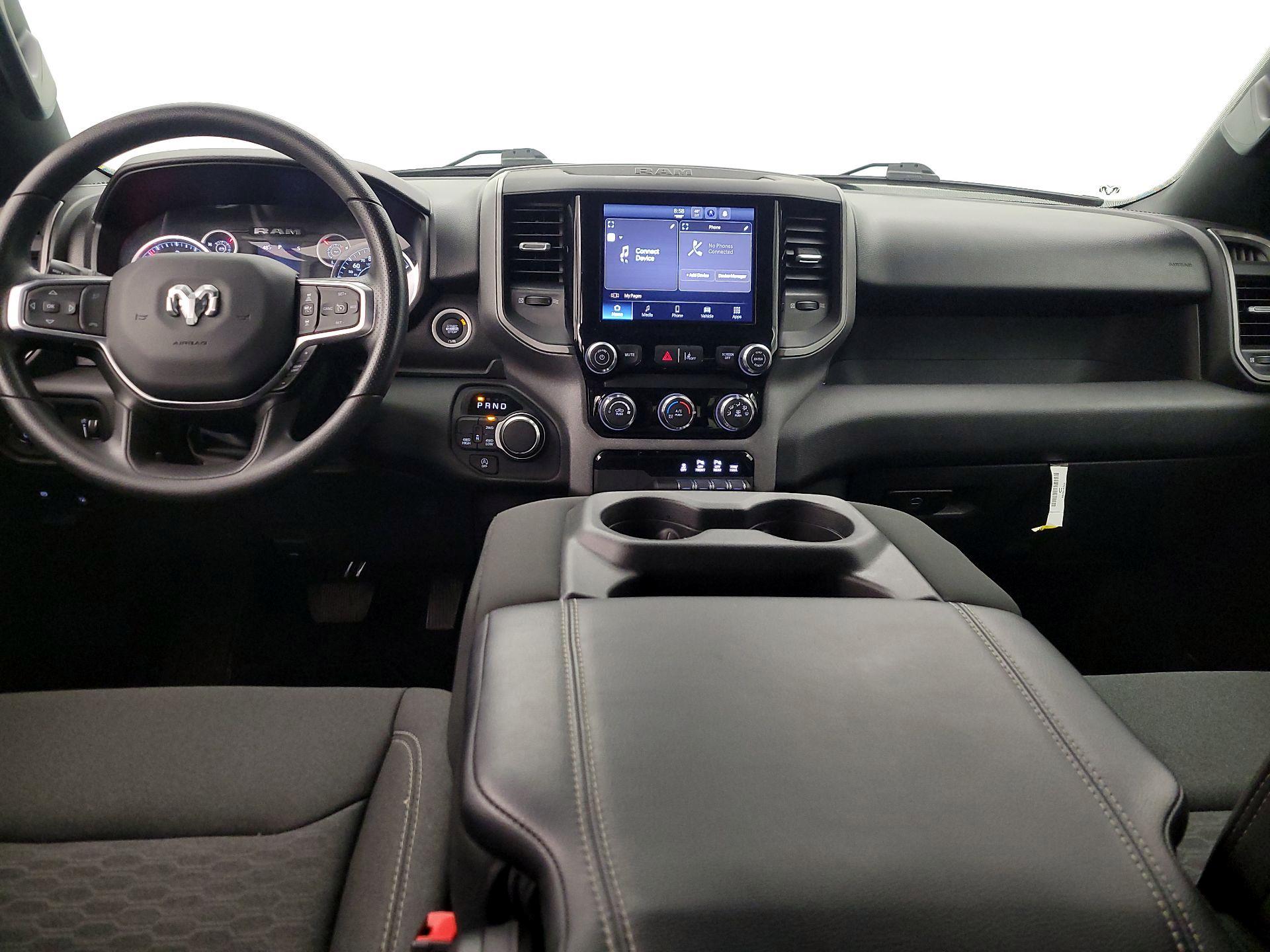 Thumbnail: 2025 RAM 1500 - 9