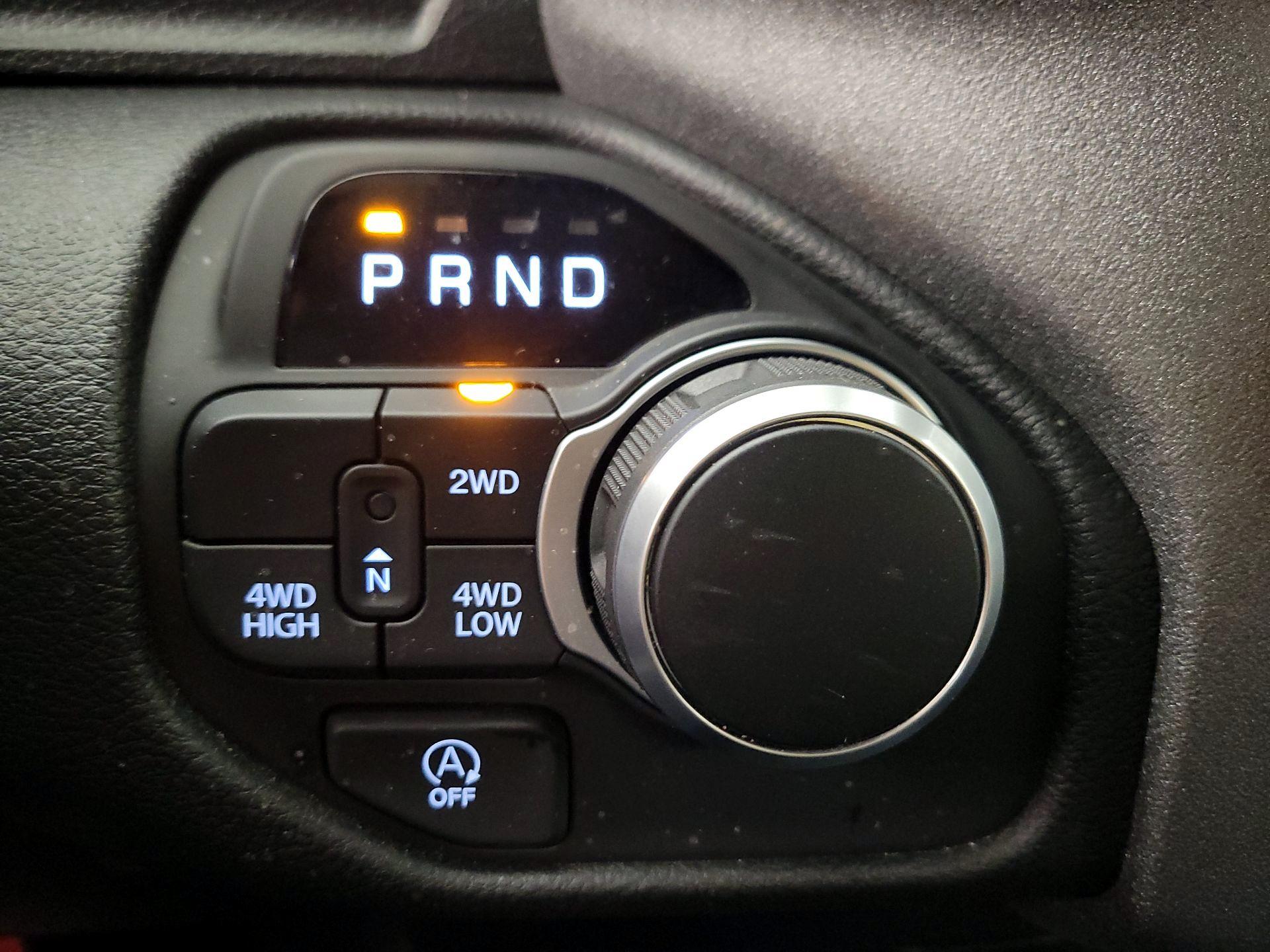 Thumbnail: 2025 RAM 1500 - 17