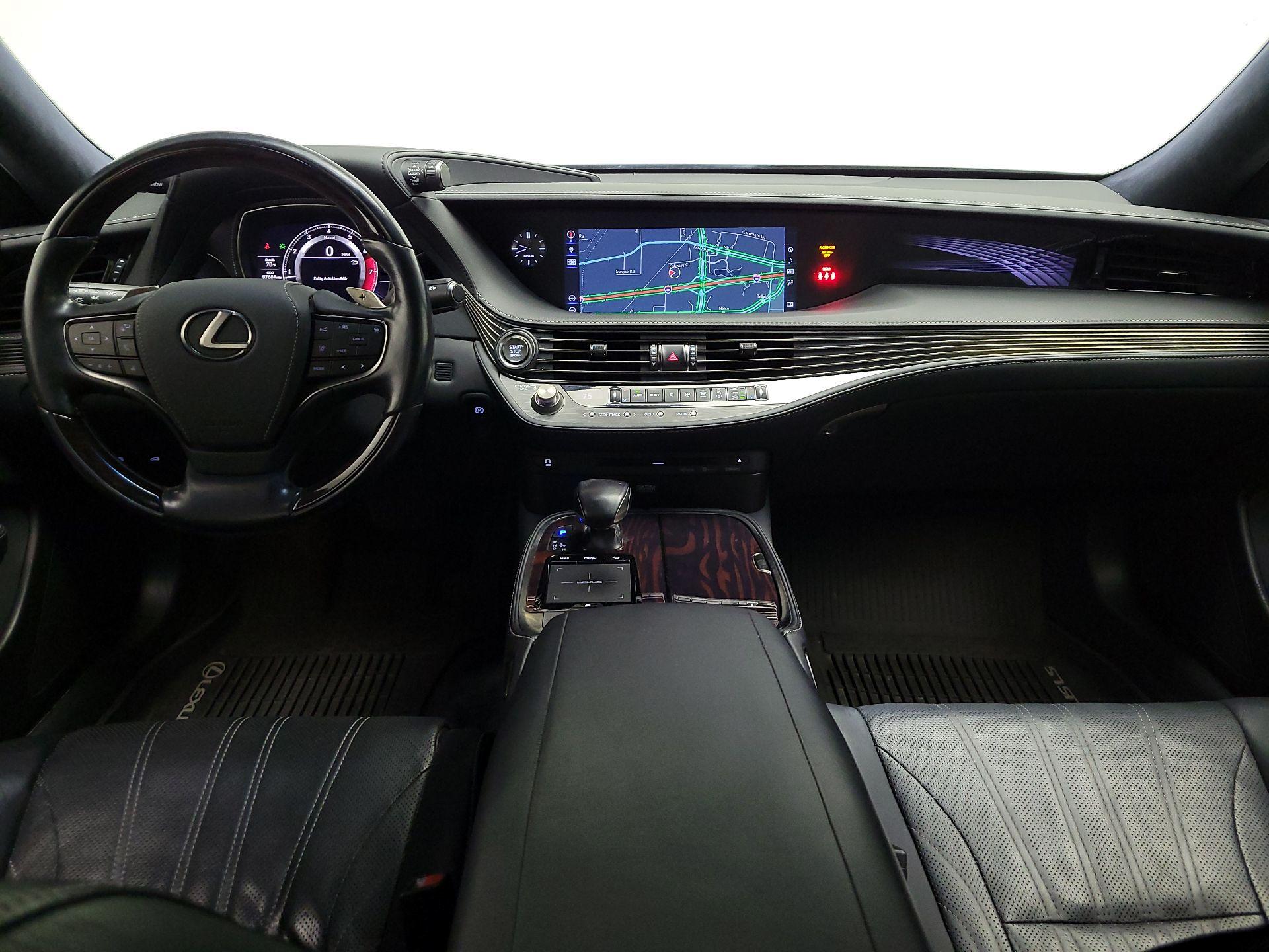 Thumbnail: 2019 Lexus LS - 9