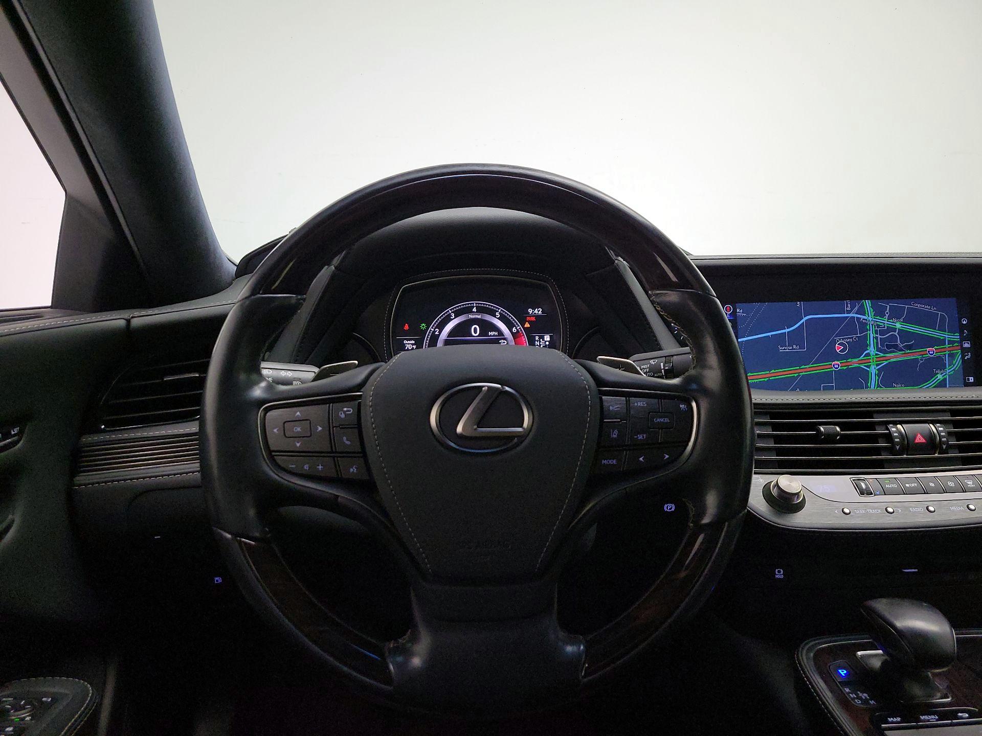 Thumbnail: 2019 Lexus LS - 10