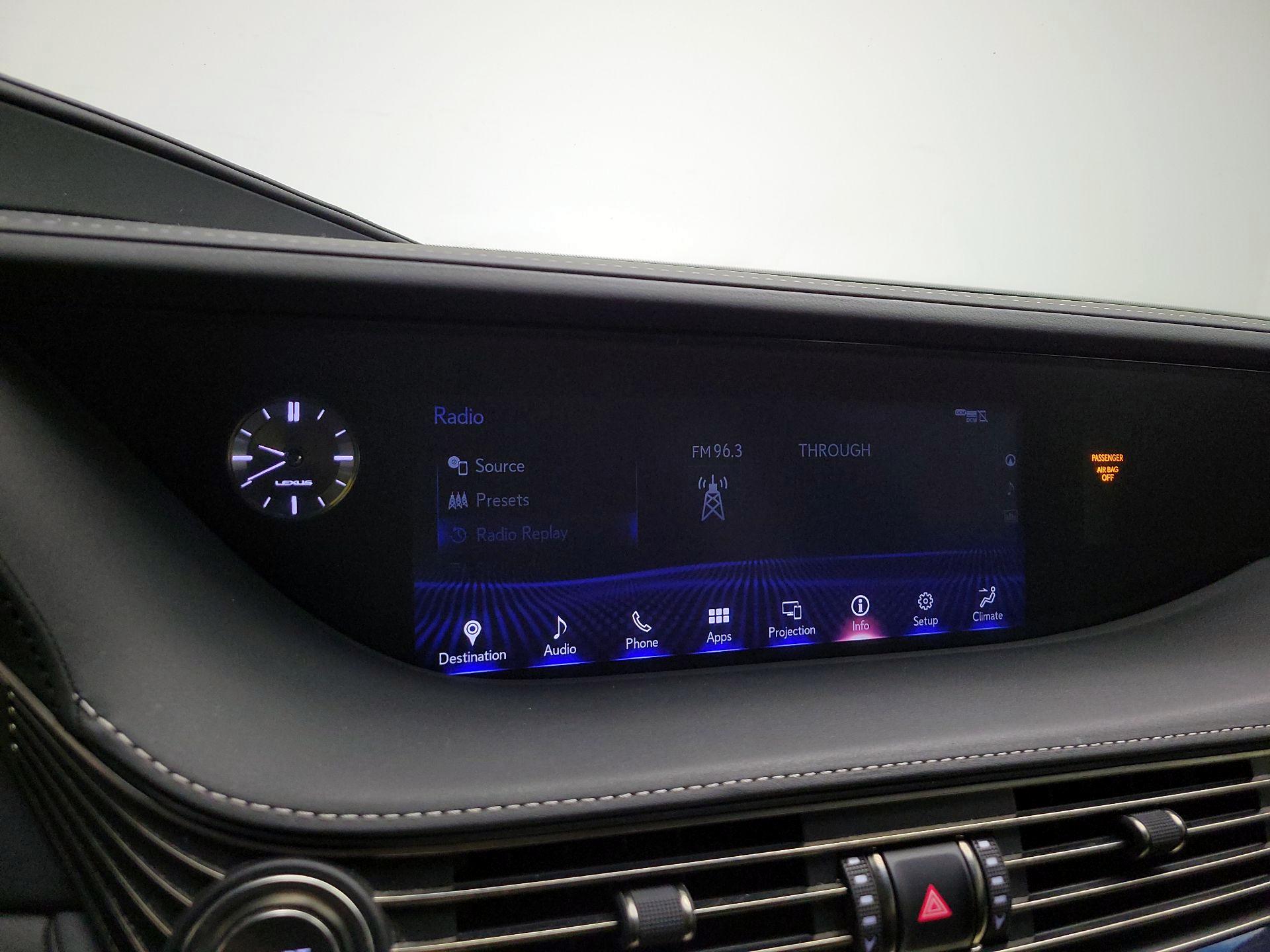 Thumbnail: 2019 Lexus LS - 15