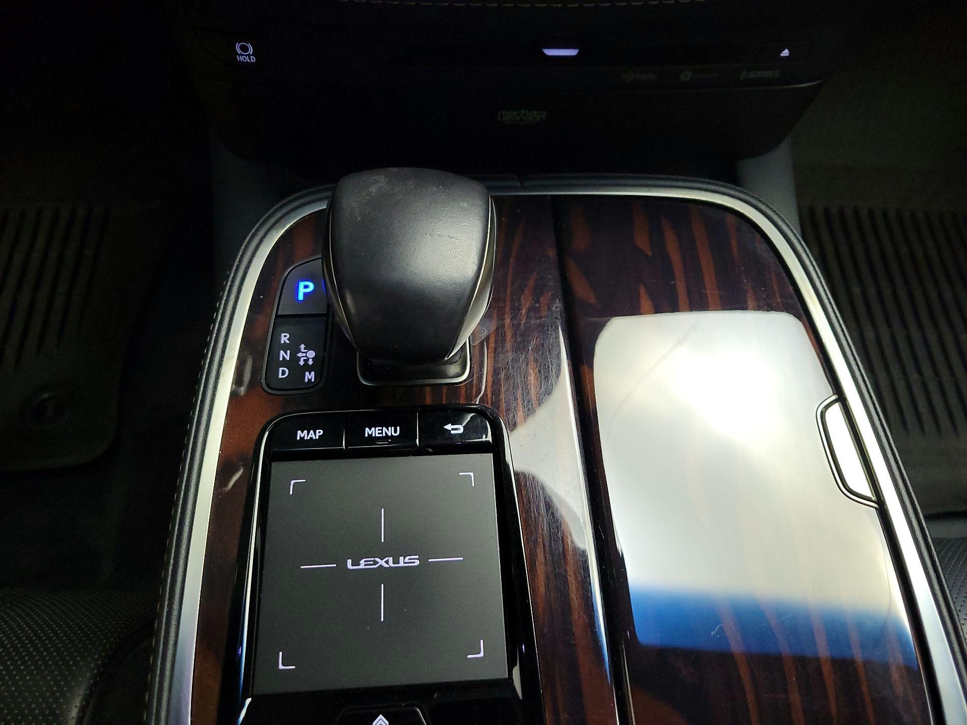 Thumbnail: 2019 Lexus LS - 17