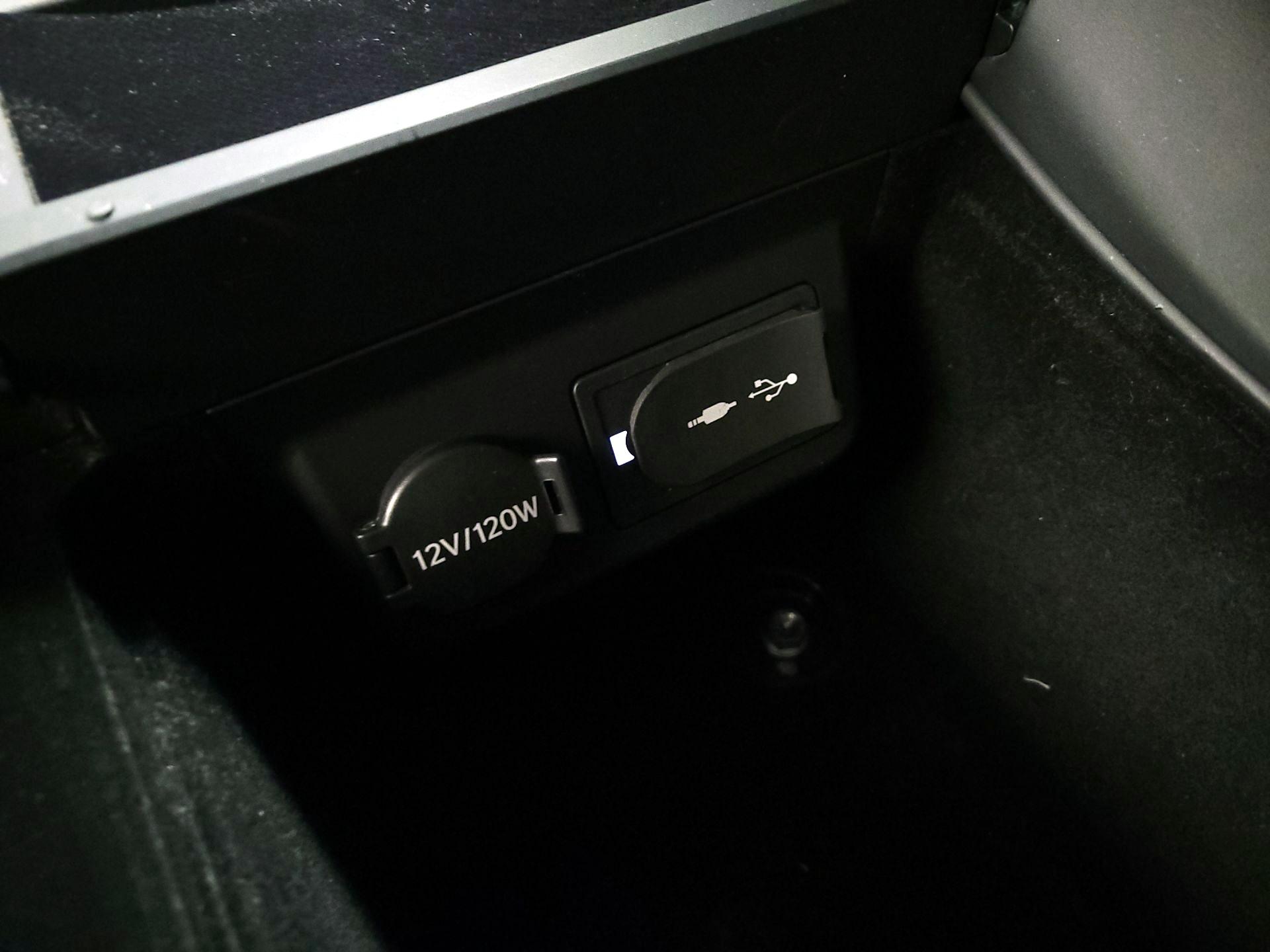 Thumbnail: 2019 Lexus LS - 18