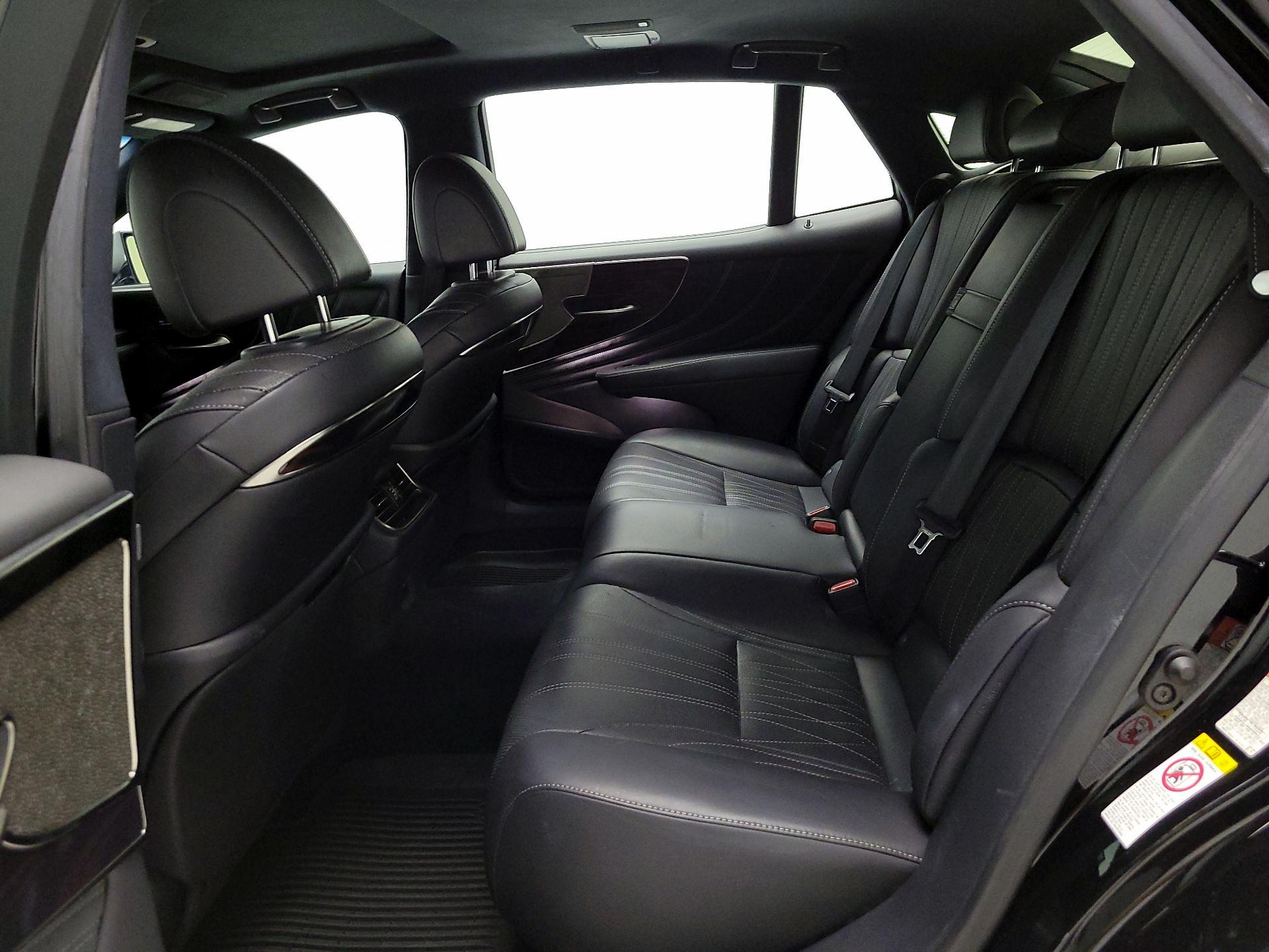 Thumbnail: 2019 Lexus LS - 19