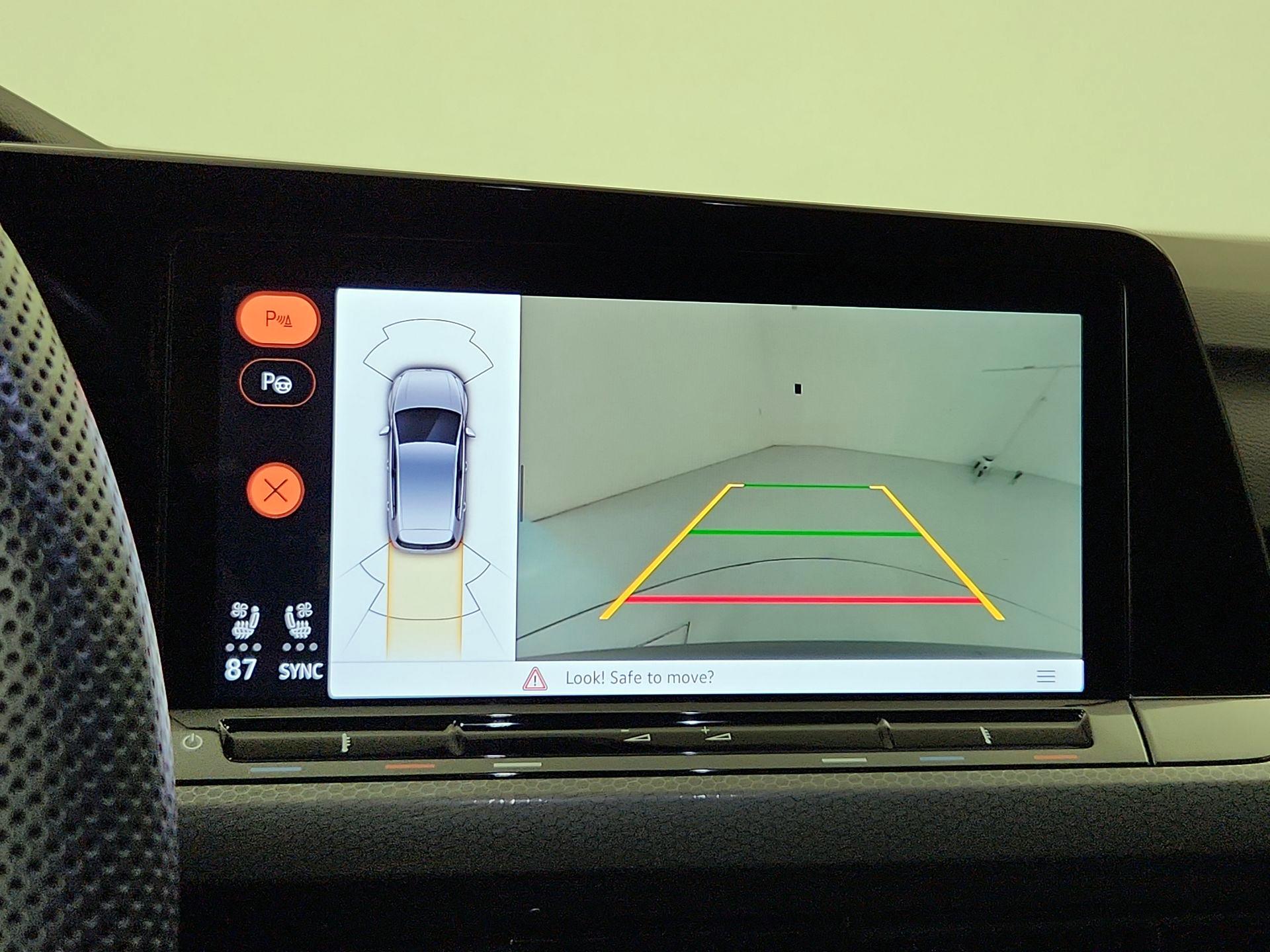 Thumbnail: 2023 Volkswagen Golf - 14