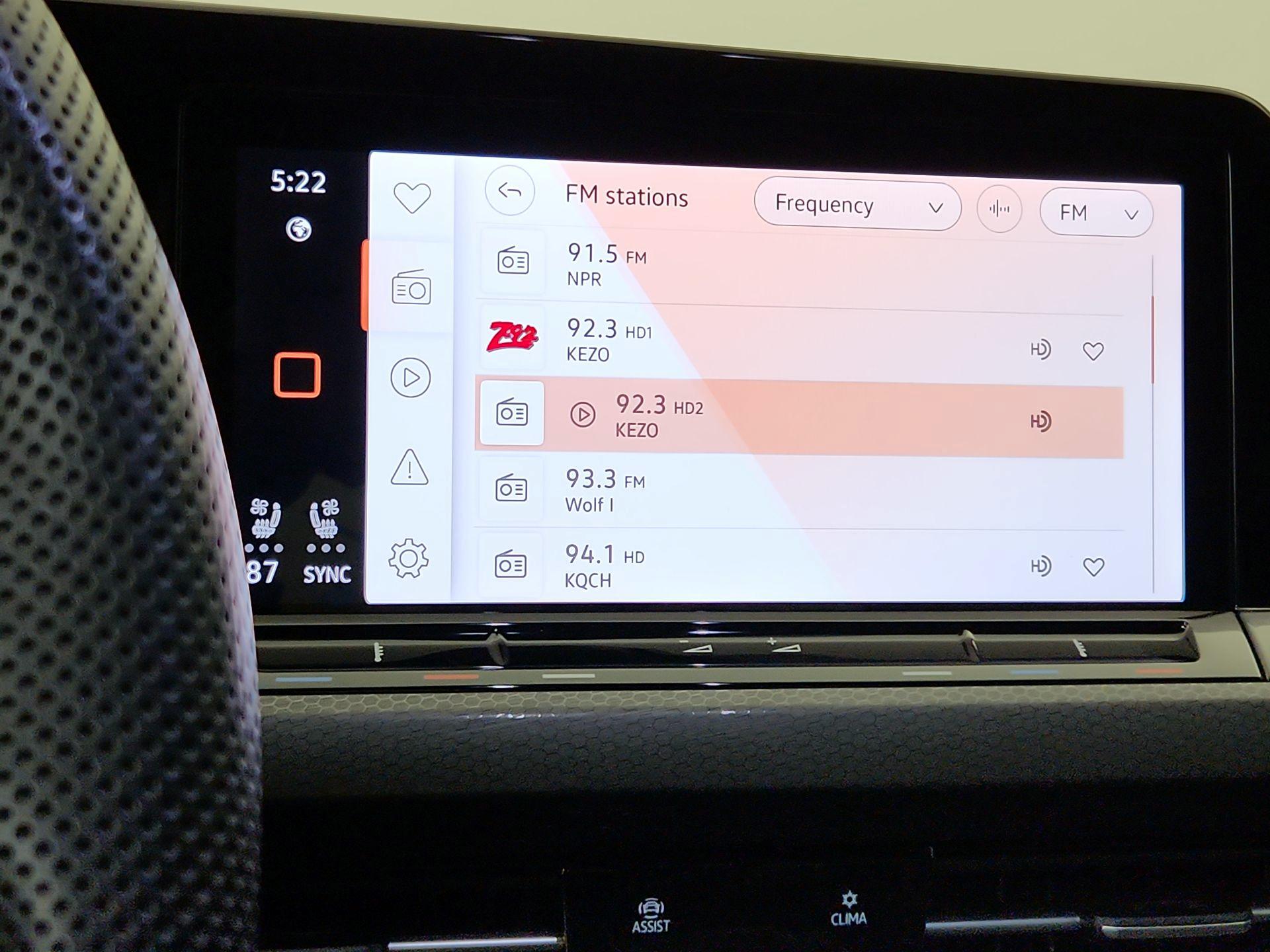 Thumbnail: 2023 Volkswagen Golf - 15