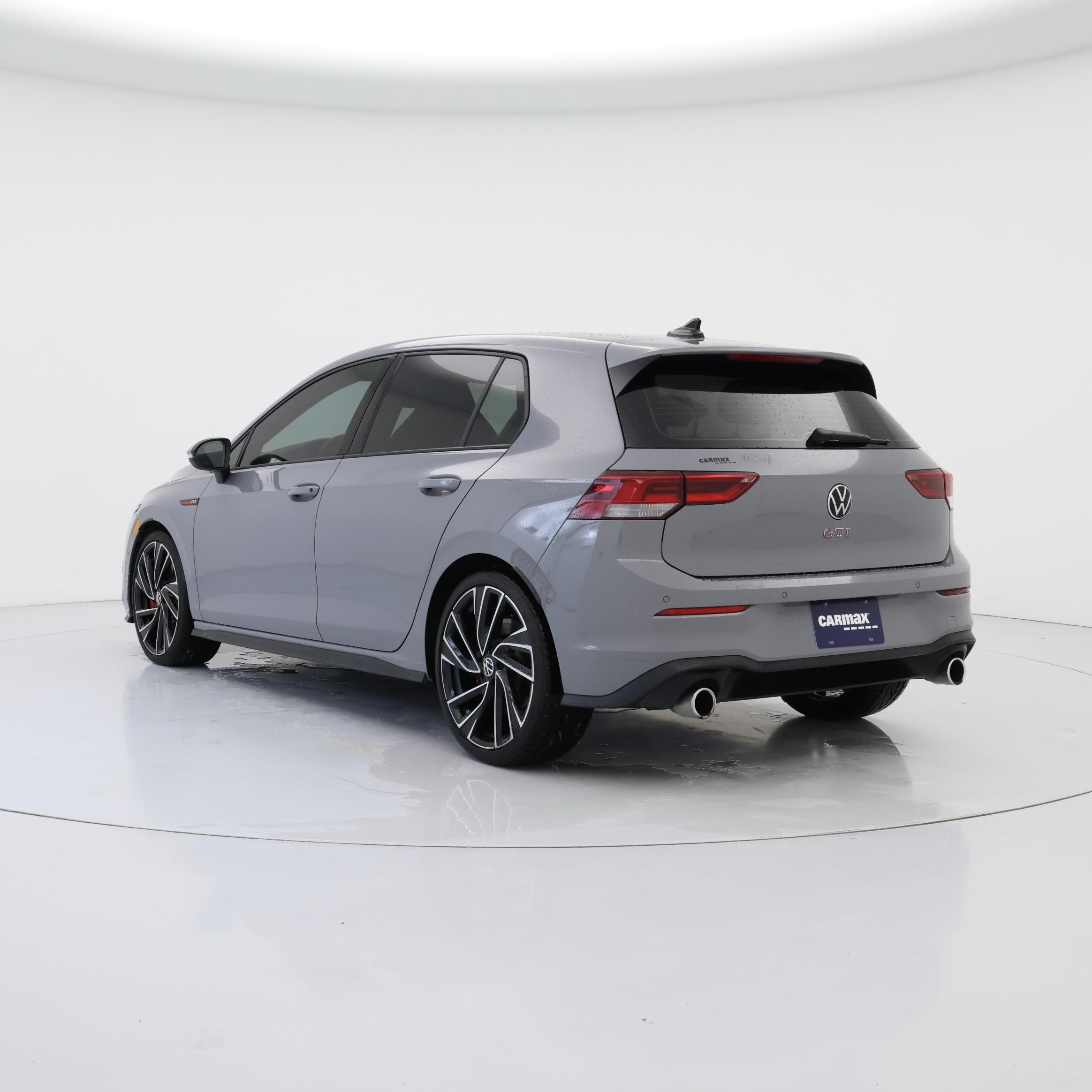 Thumbnail: 2023 Volkswagen Golf - 2