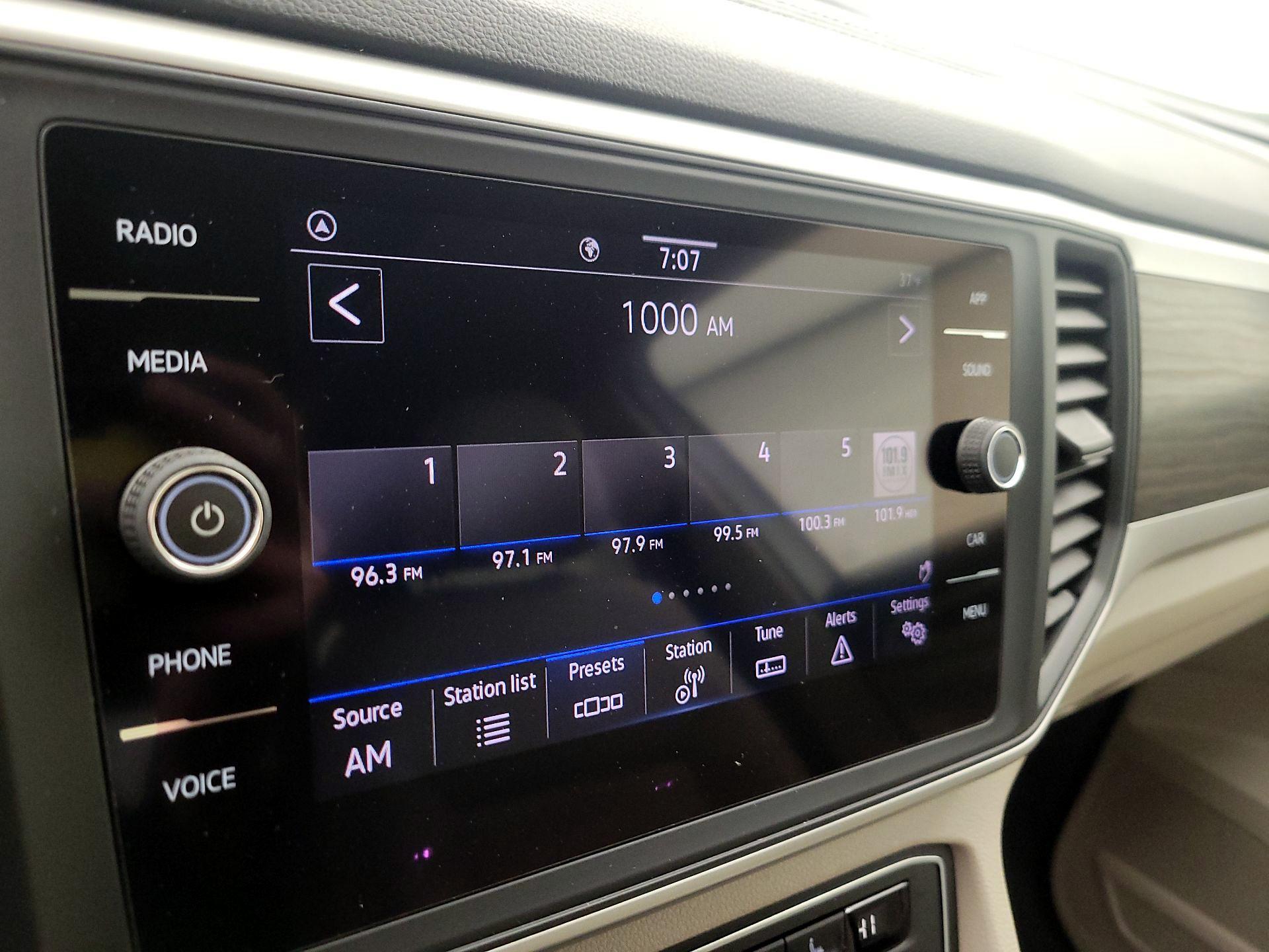 Thumbnail: 2021 Volkswagen Atlas - 15