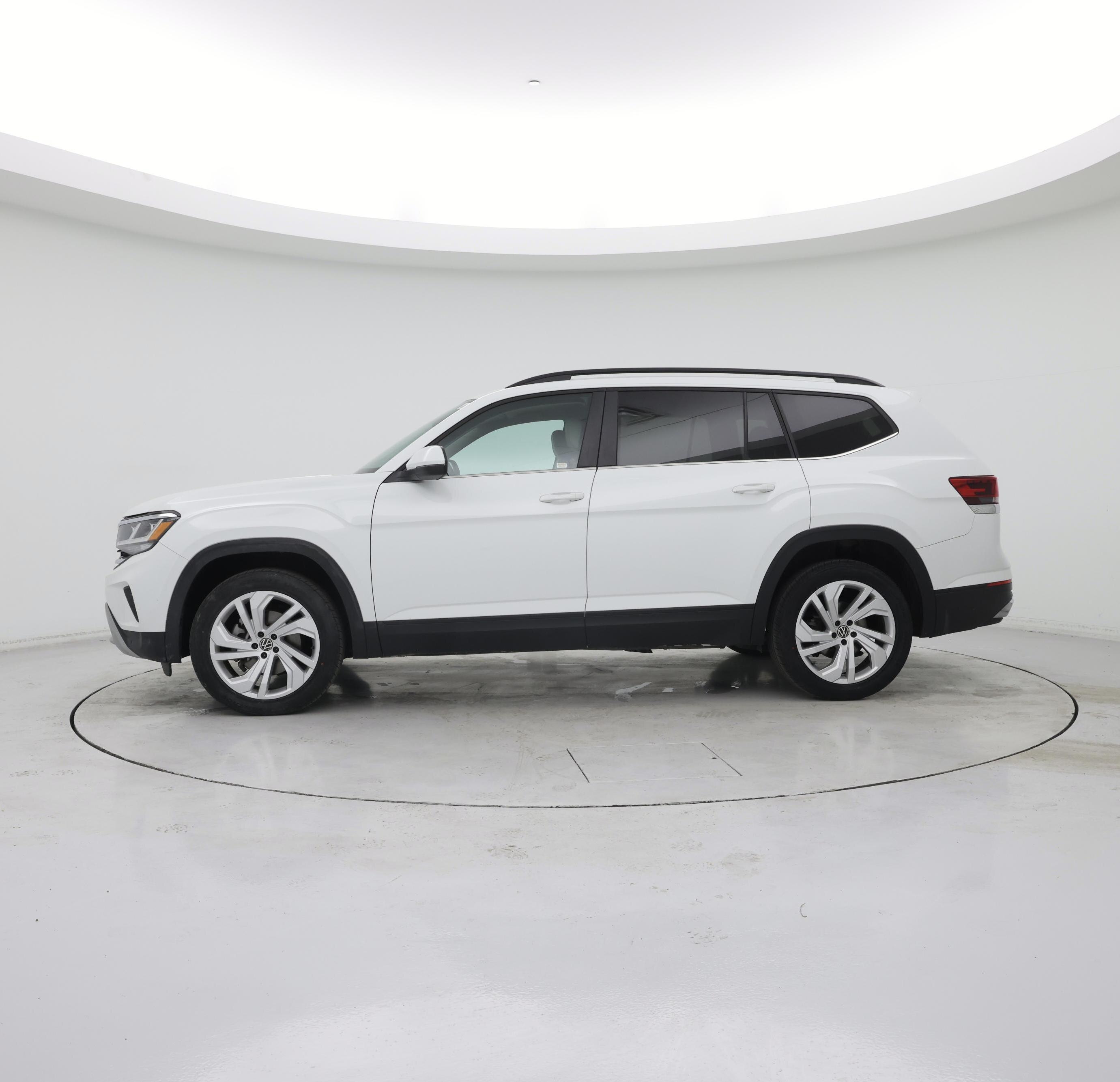 Thumbnail: 2021 Volkswagen Atlas - 3