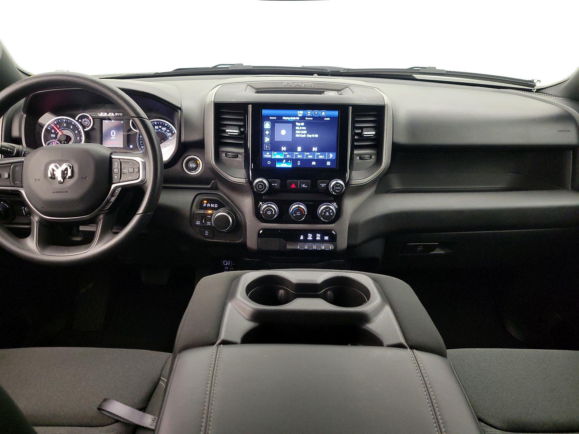 Thumbnail: 2025 RAM 1500 - 9