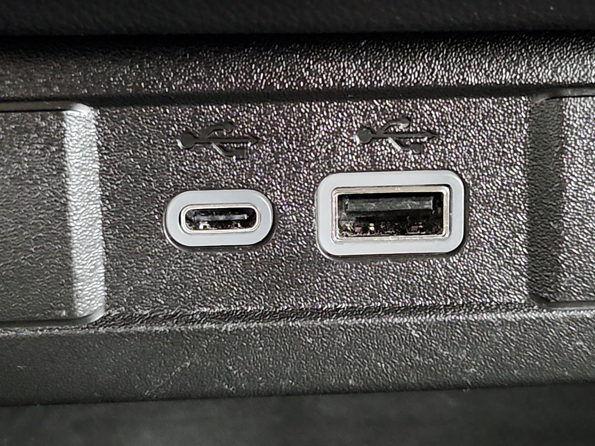 Thumbnail: 2024 GMC Canyon - 19