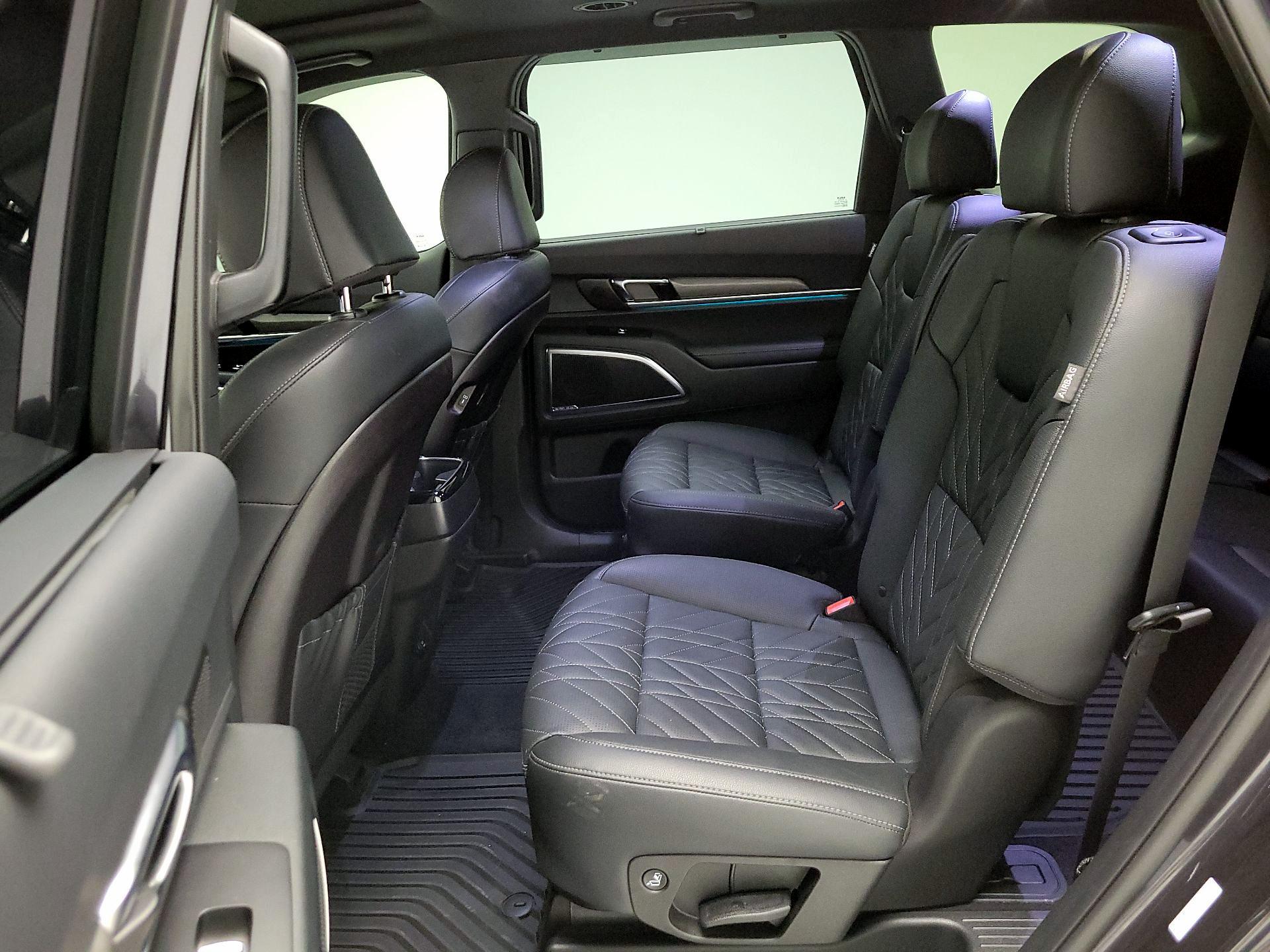 Thumbnail: 2025 Kia Telluride - 19