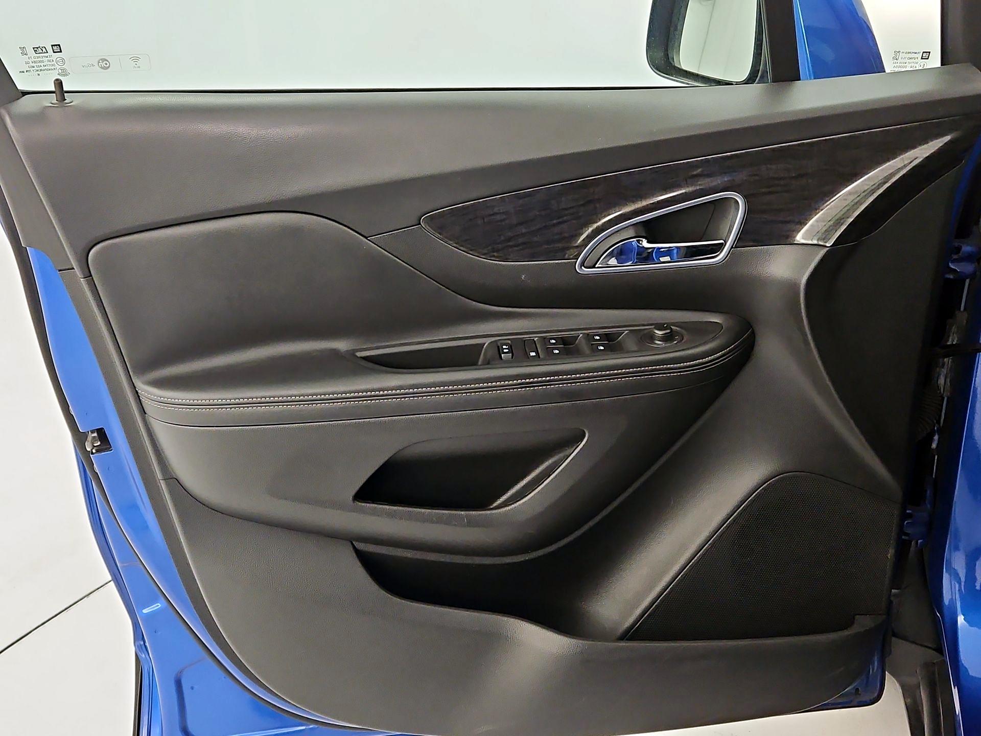 Thumbnail: 2016 Buick Encore - 12