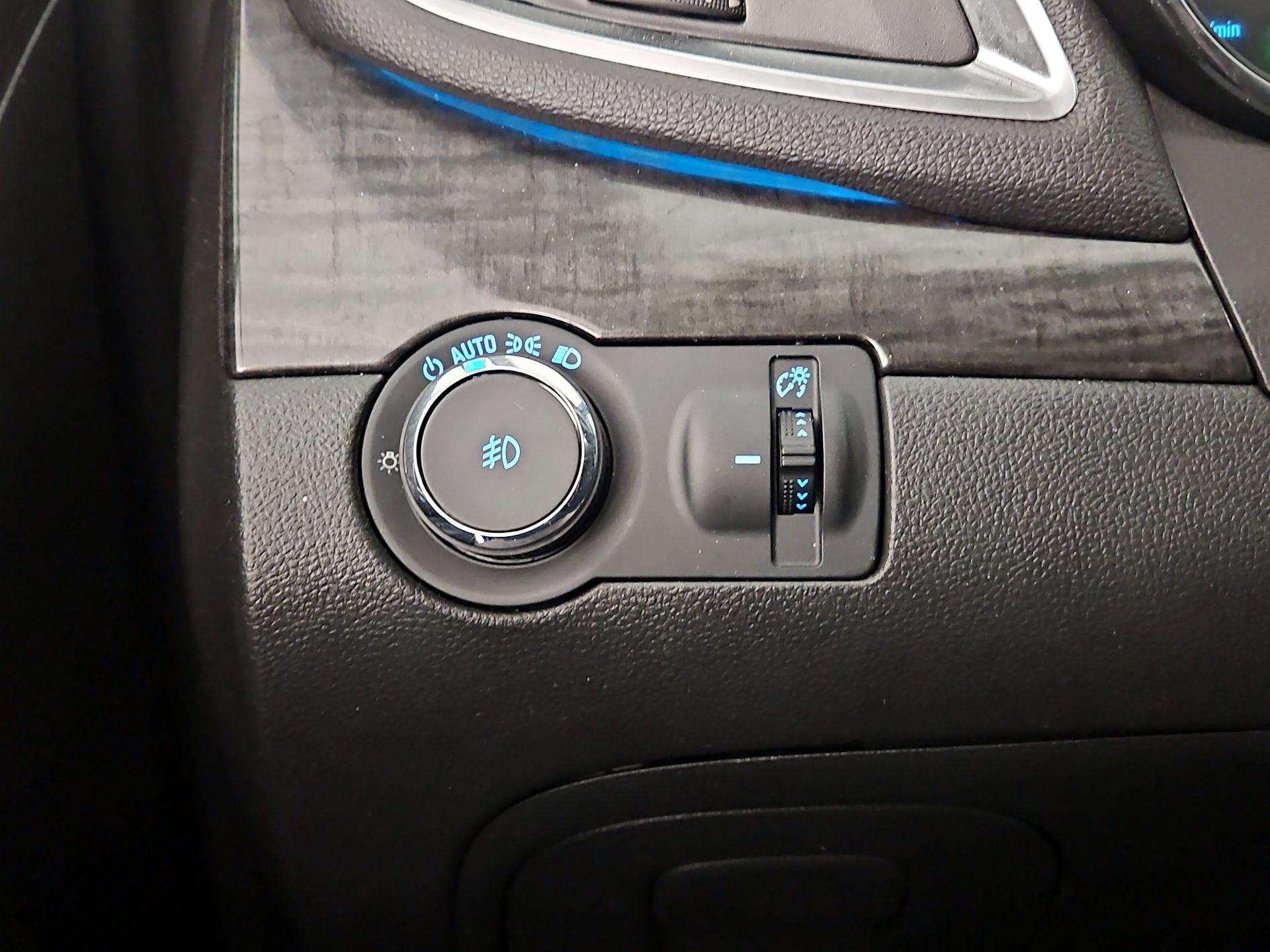 Thumbnail: 2016 Buick Encore - 13