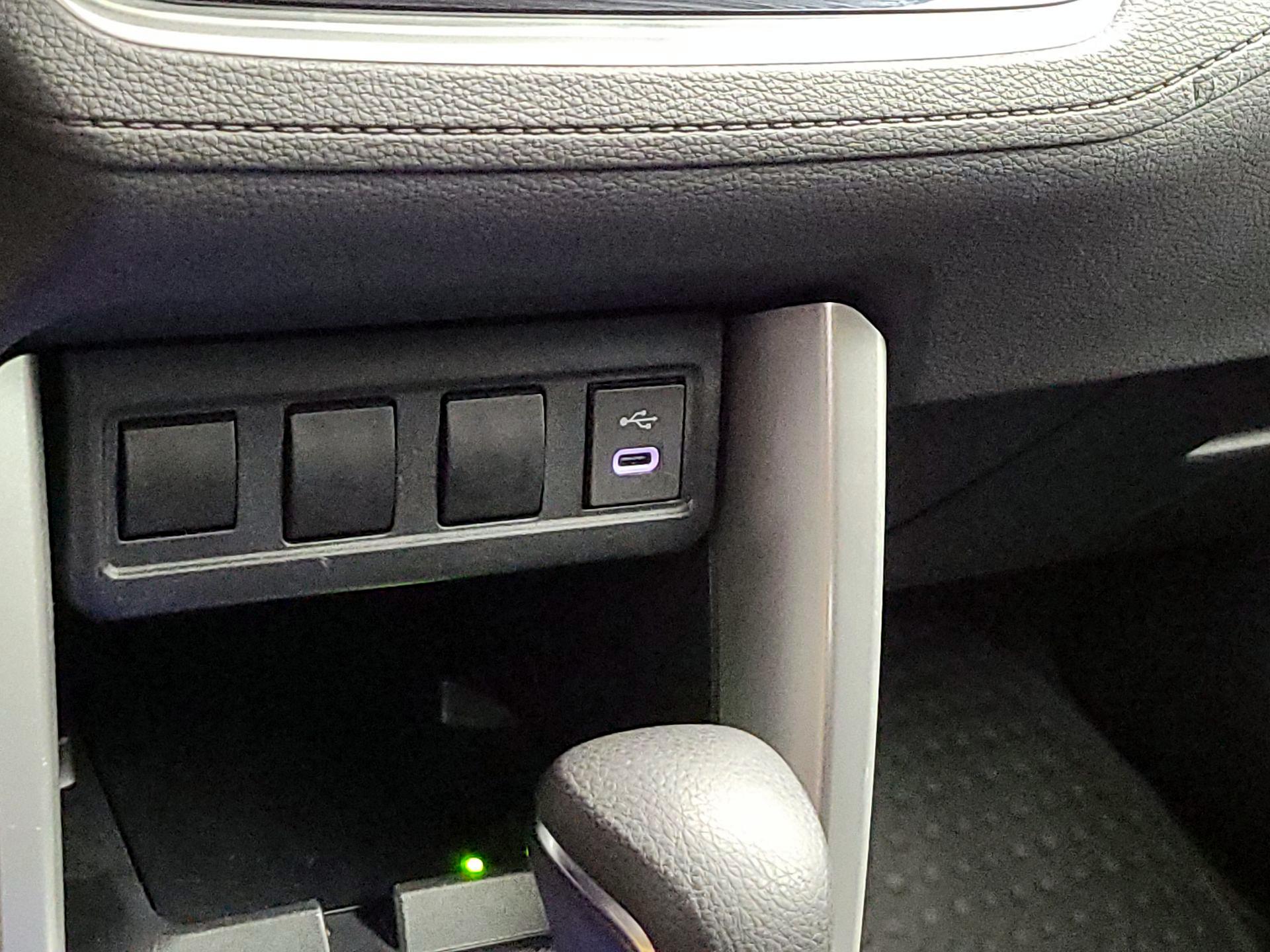 Thumbnail: 2024 Toyota Corolla Cross - 18