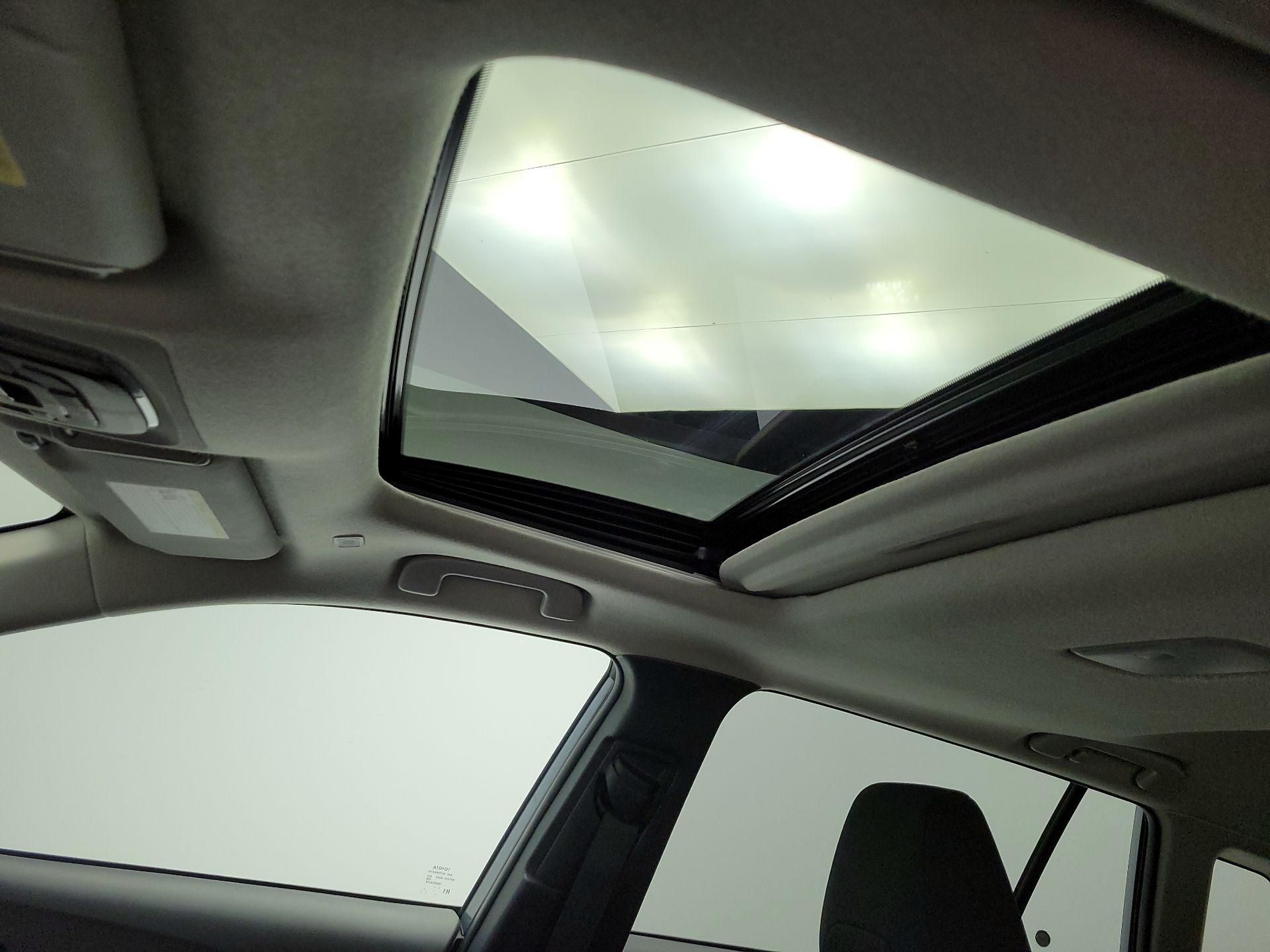 Thumbnail: 2024 Toyota Corolla Cross - 19