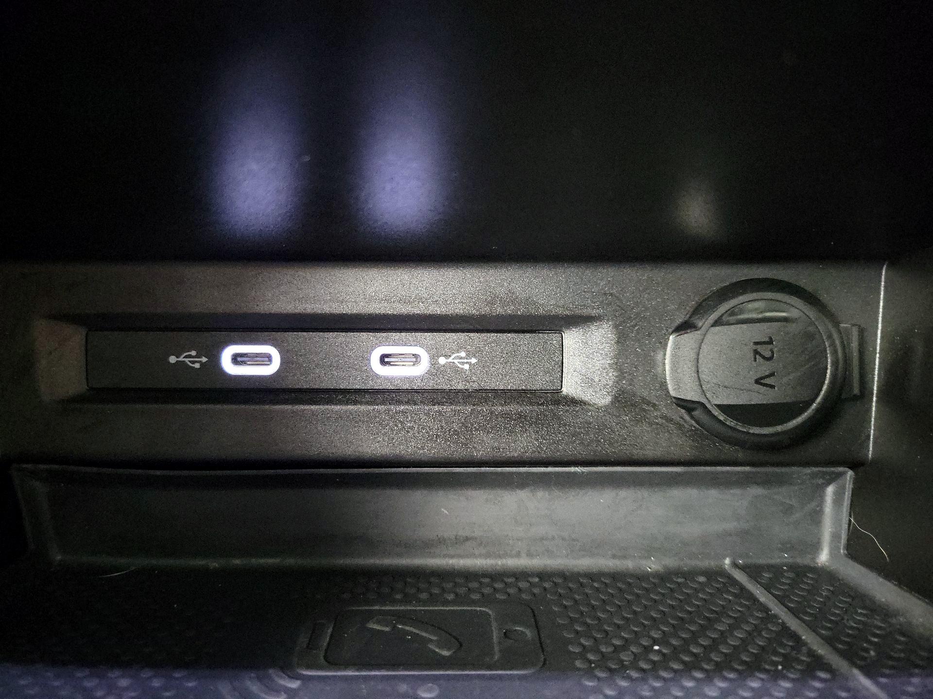 Thumbnail: 2023 Volkswagen Tiguan - 17