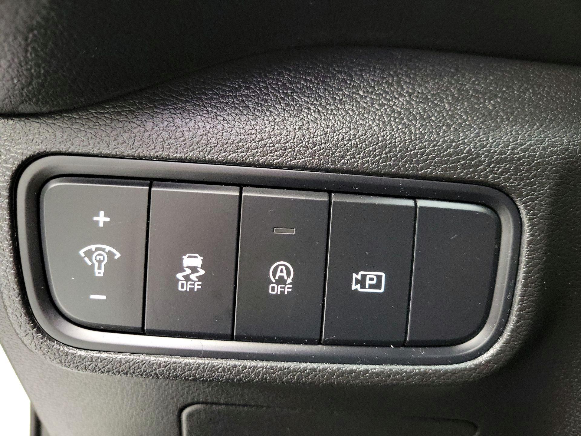 Thumbnail: 2023 Kia Soul - 13