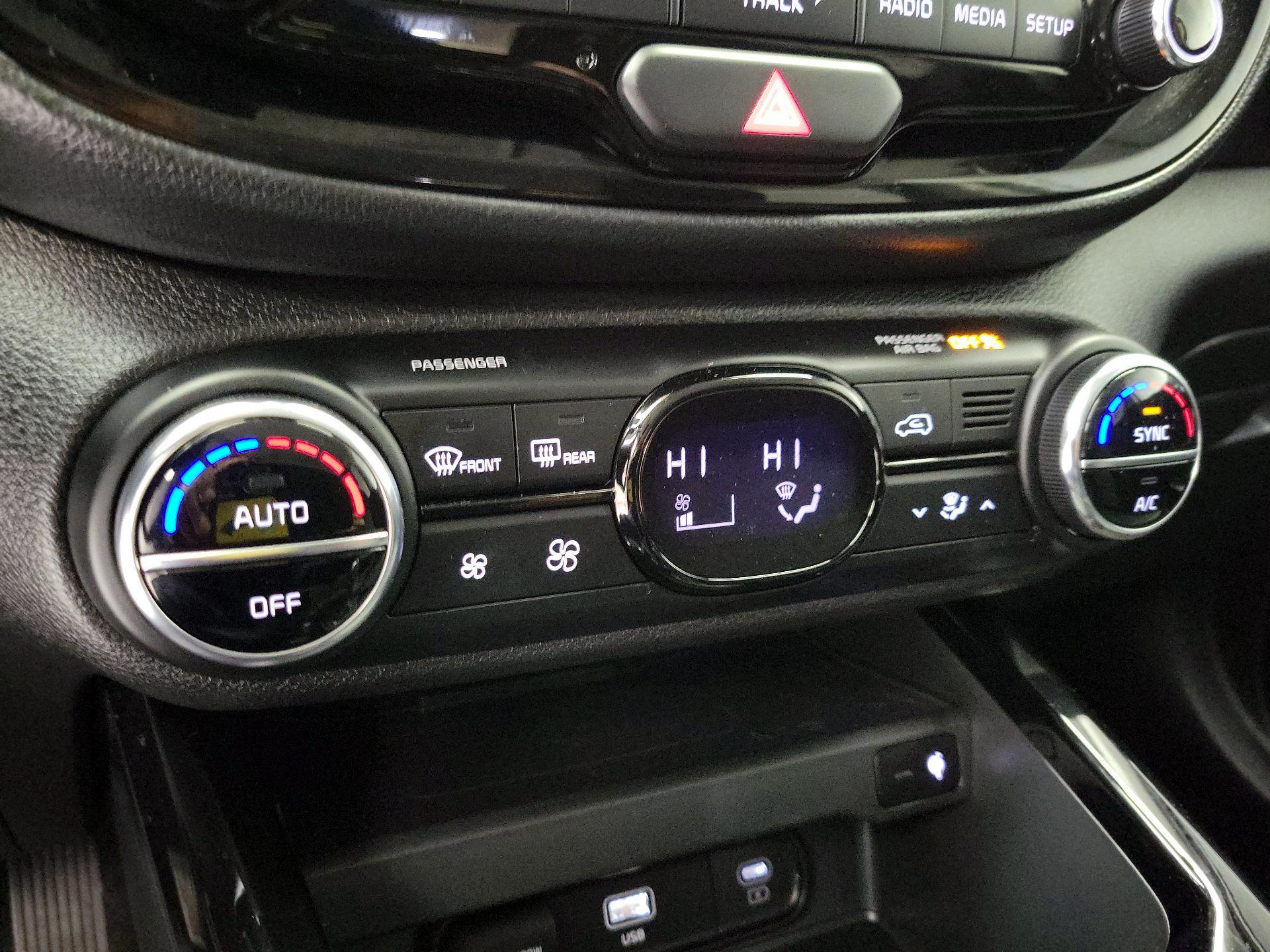 Thumbnail: 2023 Kia Soul - 16