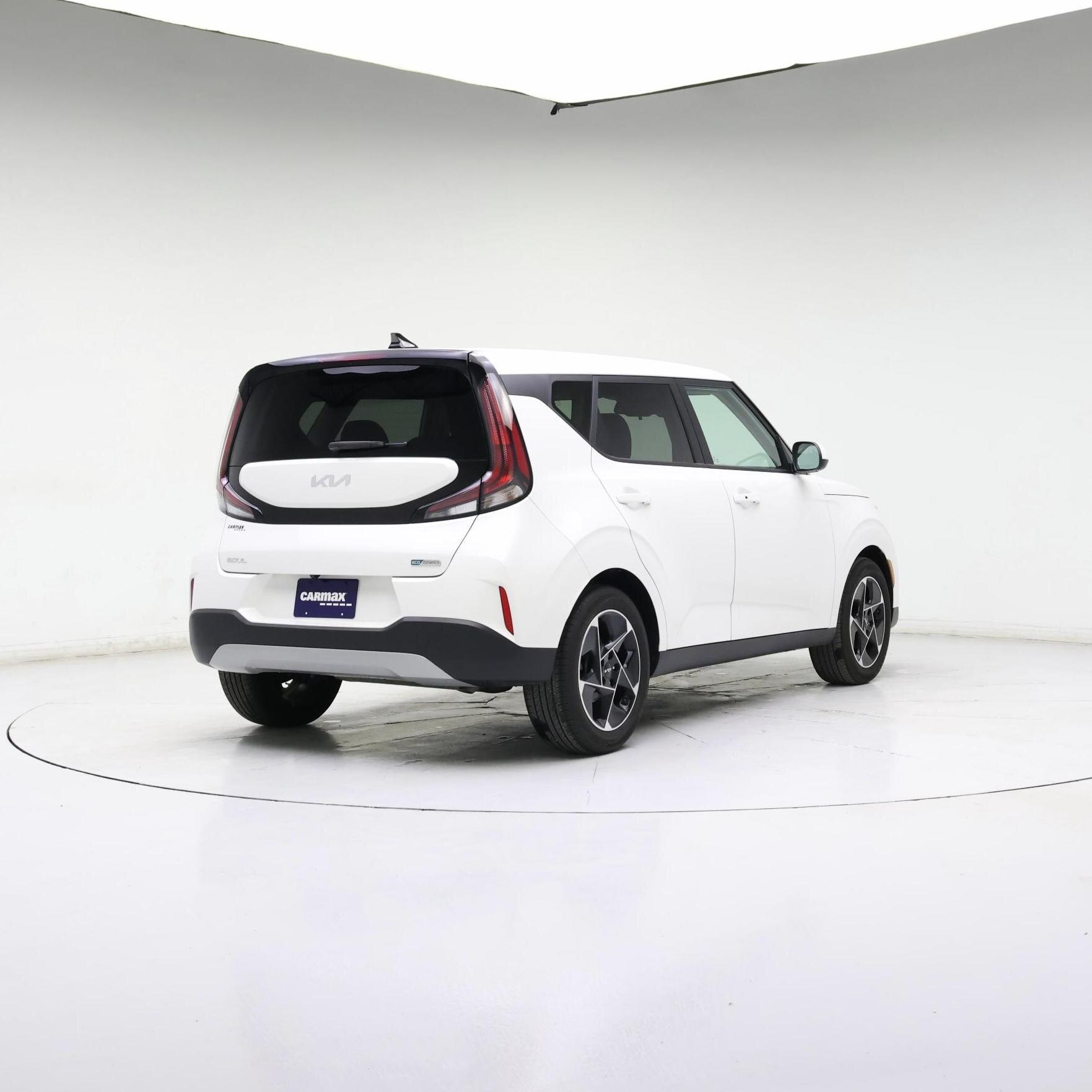 Thumbnail: 2023 Kia Soul - 8