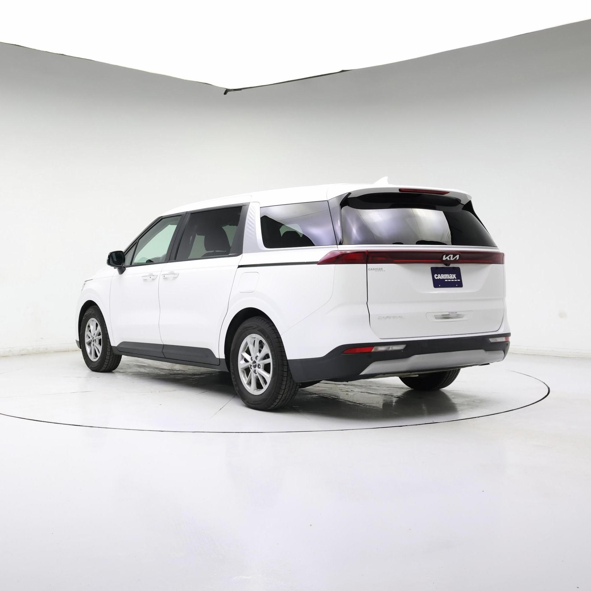 Thumbnail: 2024 Kia Carnival - 2