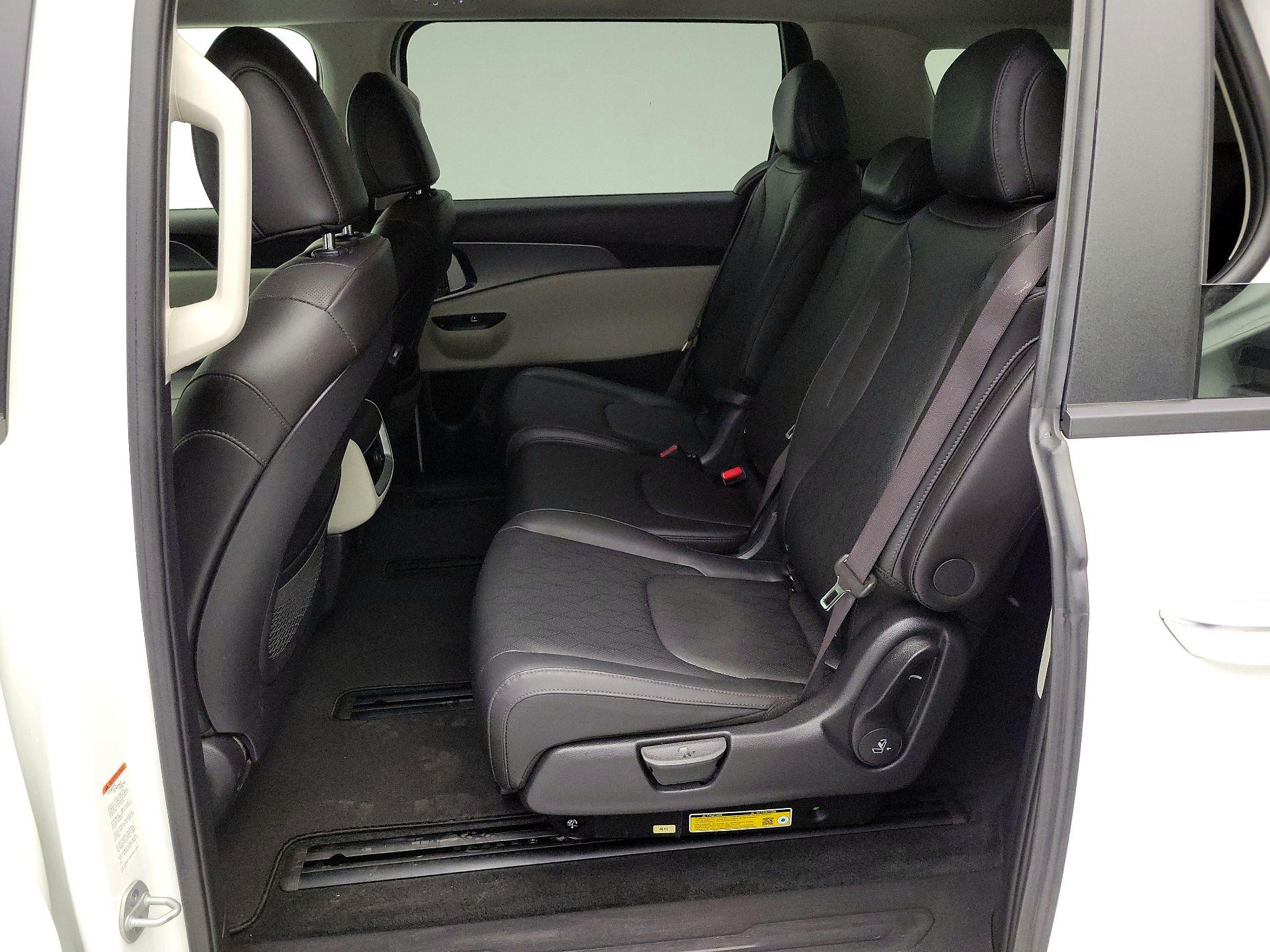 Thumbnail: 2024 Kia Carnival - 19