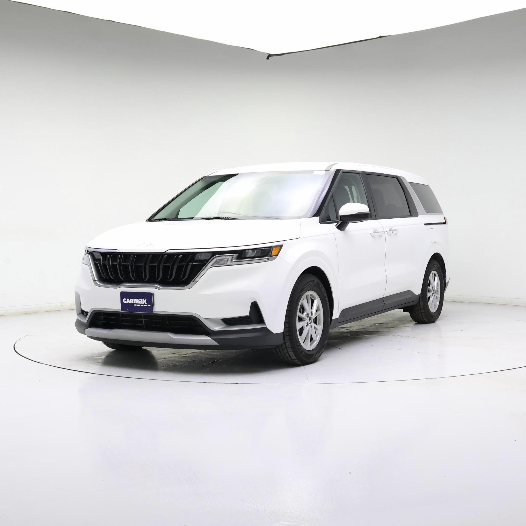 Thumbnail: 2024 Kia Carnival - 4