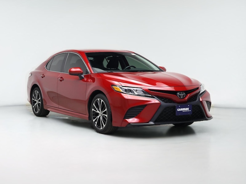 2020 Toyota Camry SE -
                  Saint Paul, MN