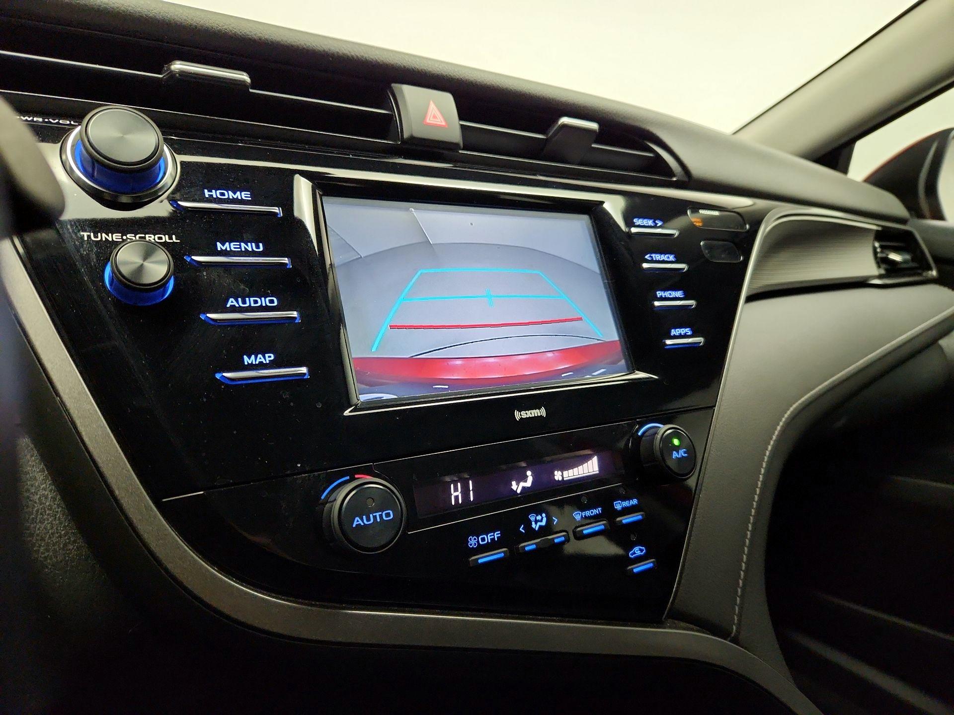 Thumbnail: 2020 Toyota Camry - 14