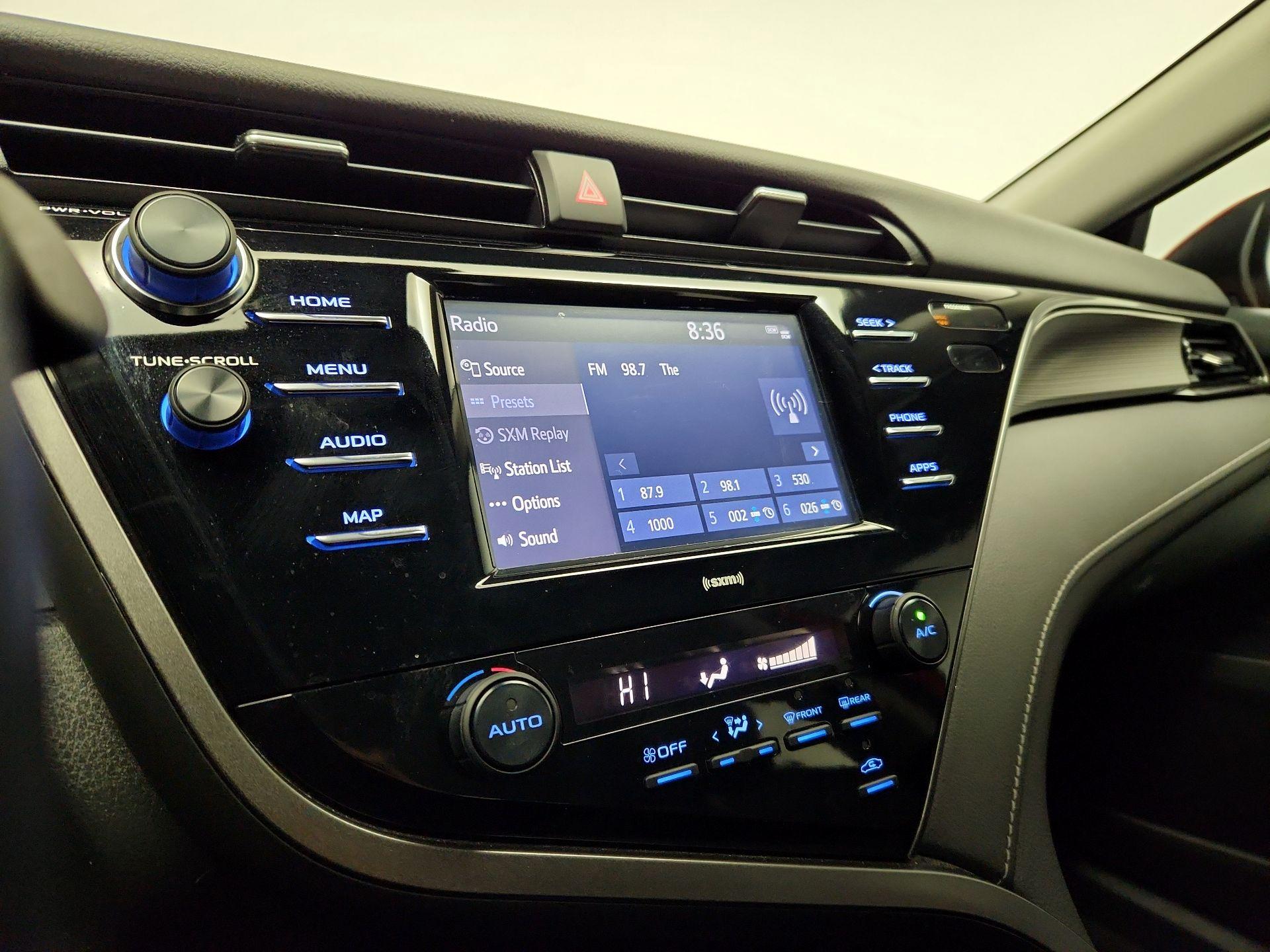 Thumbnail: 2020 Toyota Camry - 15