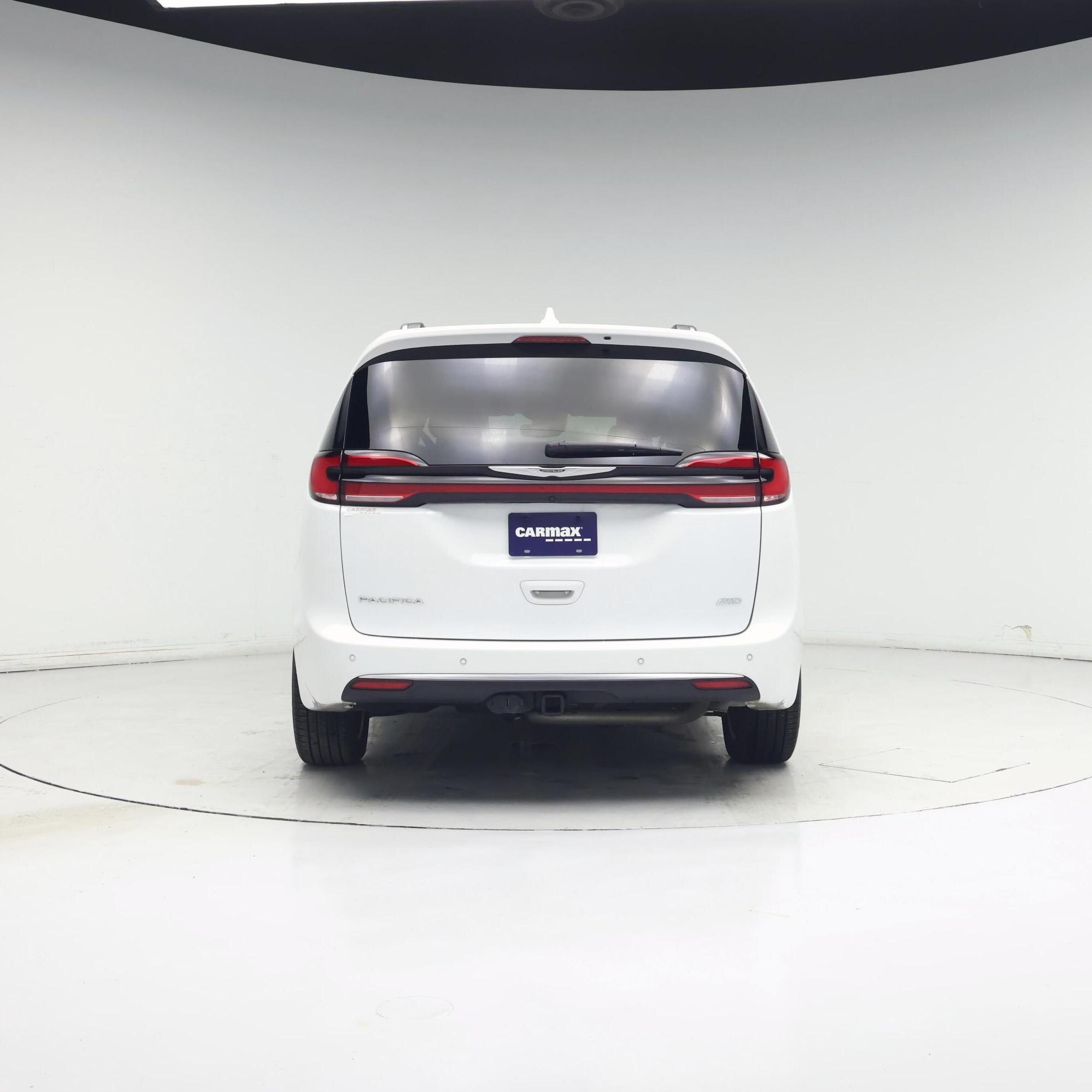 Thumbnail: 2022 Chrysler Pacifica - 6