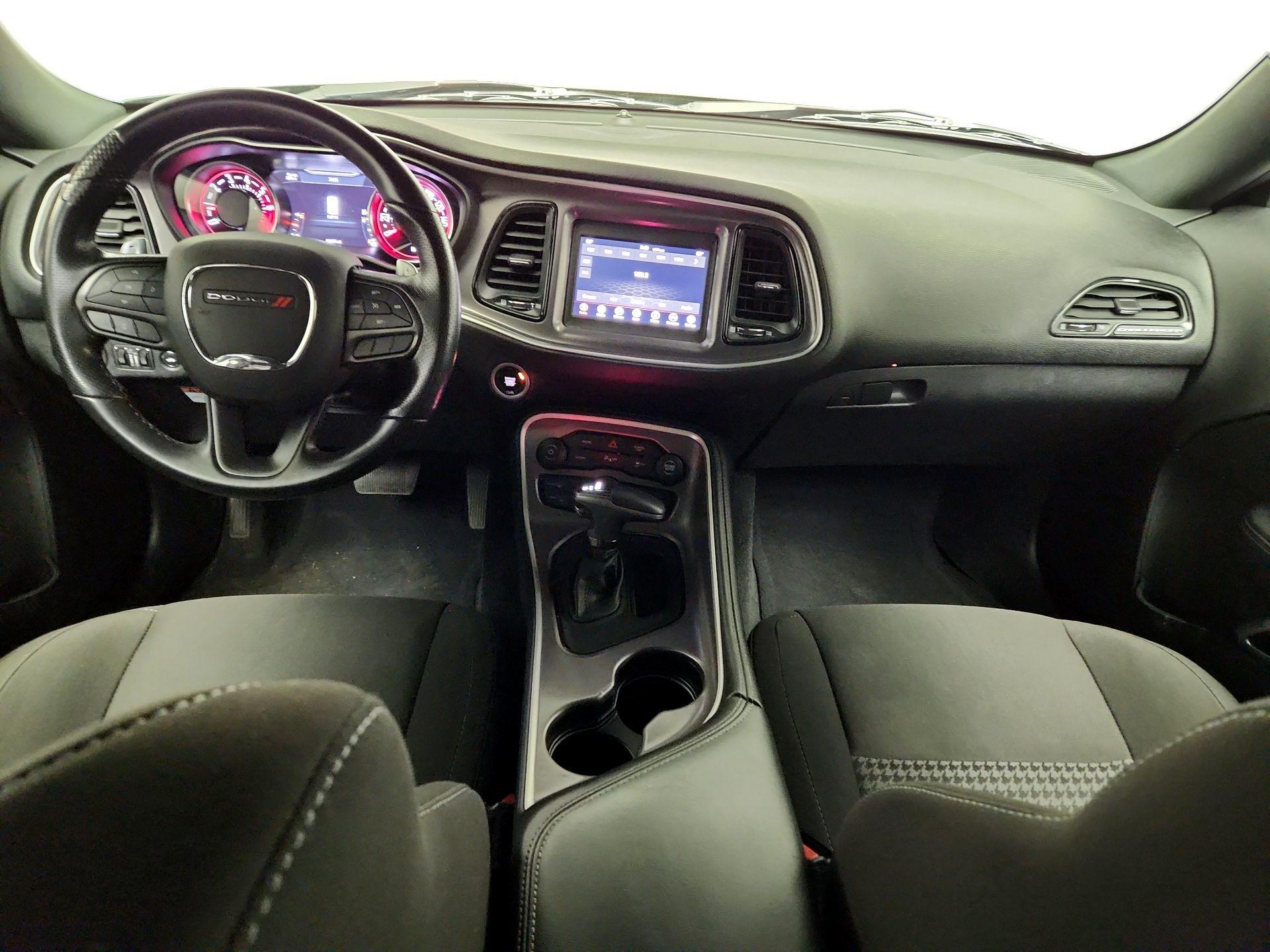 Thumbnail: 2022 Dodge Challenger - 9