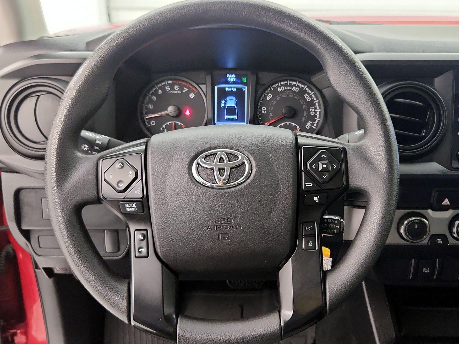 Thumbnail: 2021 Toyota Tacoma - 10