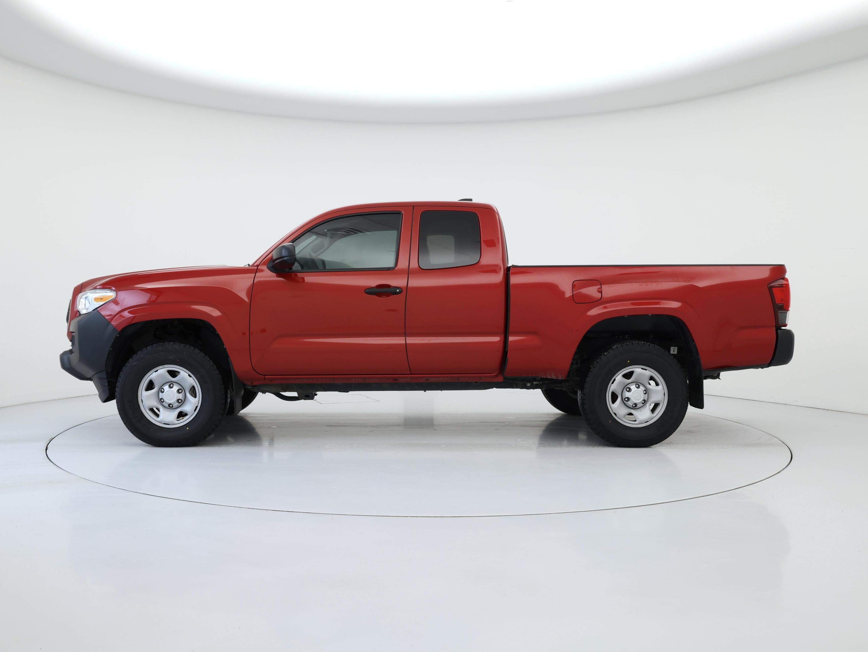 Thumbnail: 2021 Toyota Tacoma - 3