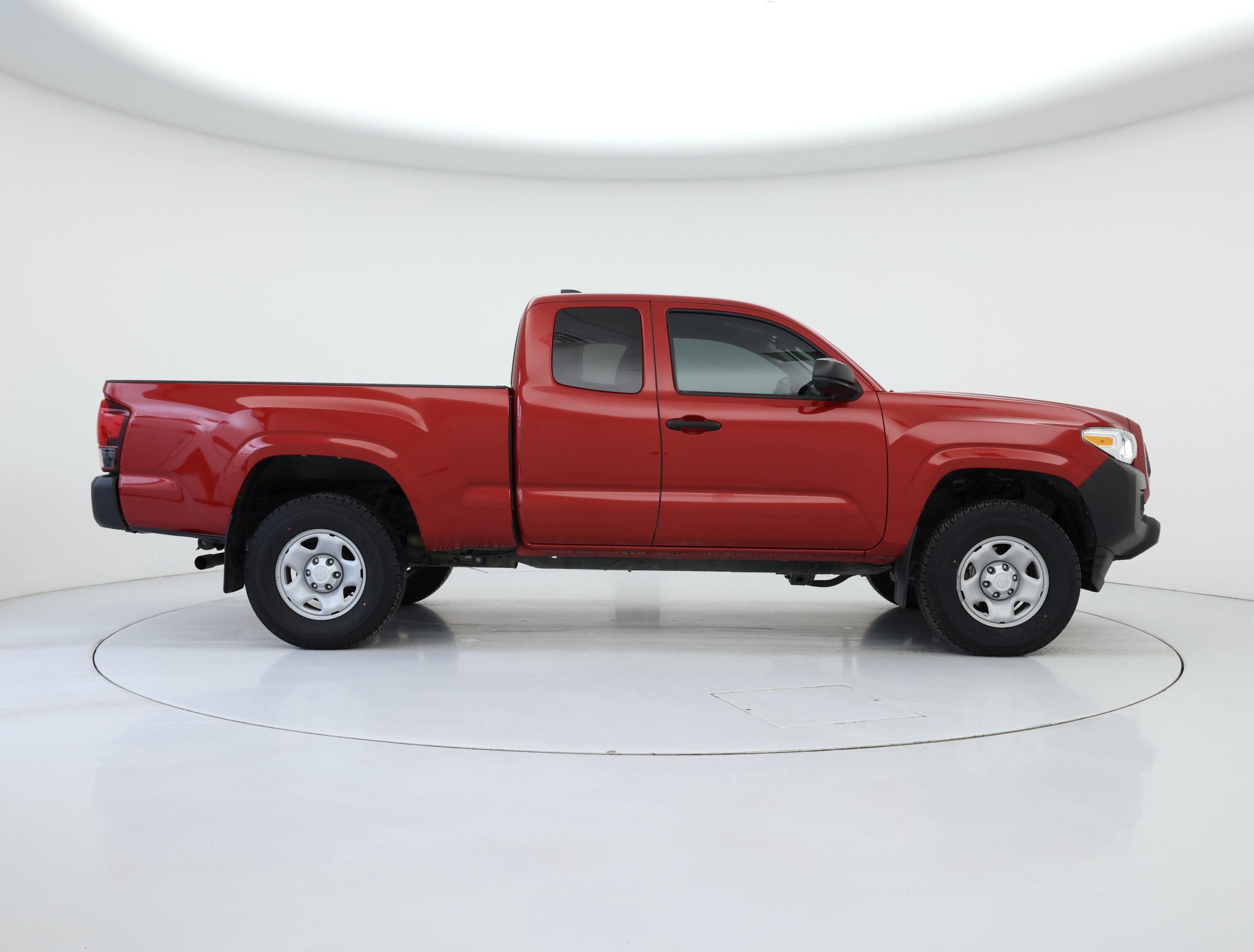 Thumbnail: 2021 Toyota Tacoma - 7