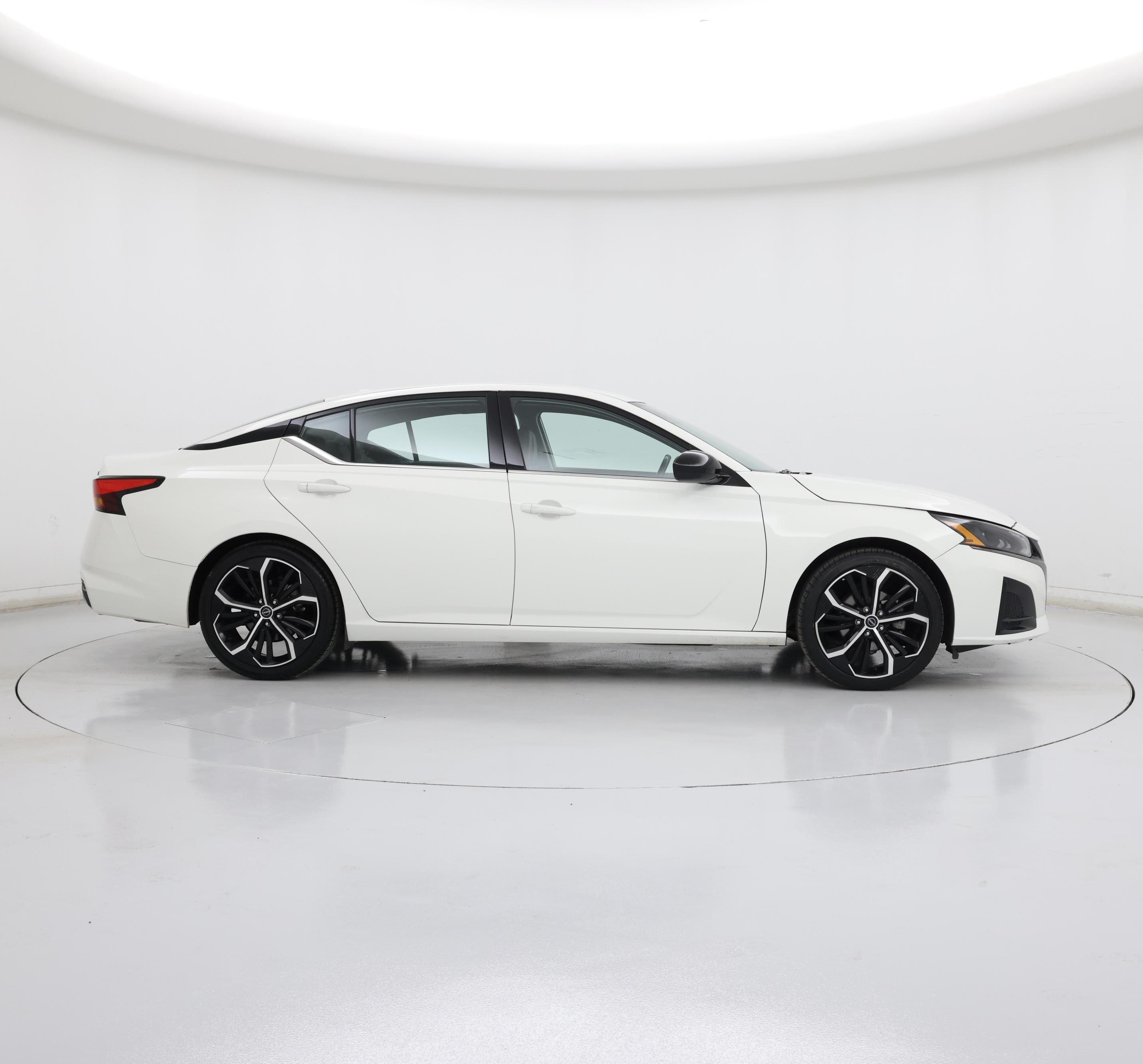 Thumbnail: 2024 Nissan Altima - 7