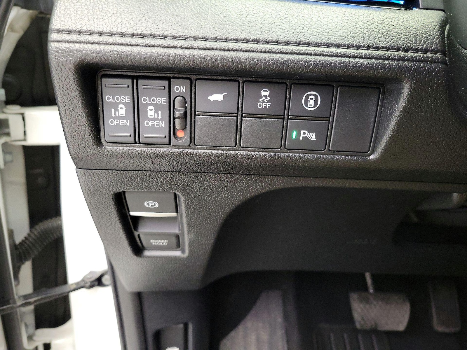 2024 Honda Odyssey Touring - Photo 14