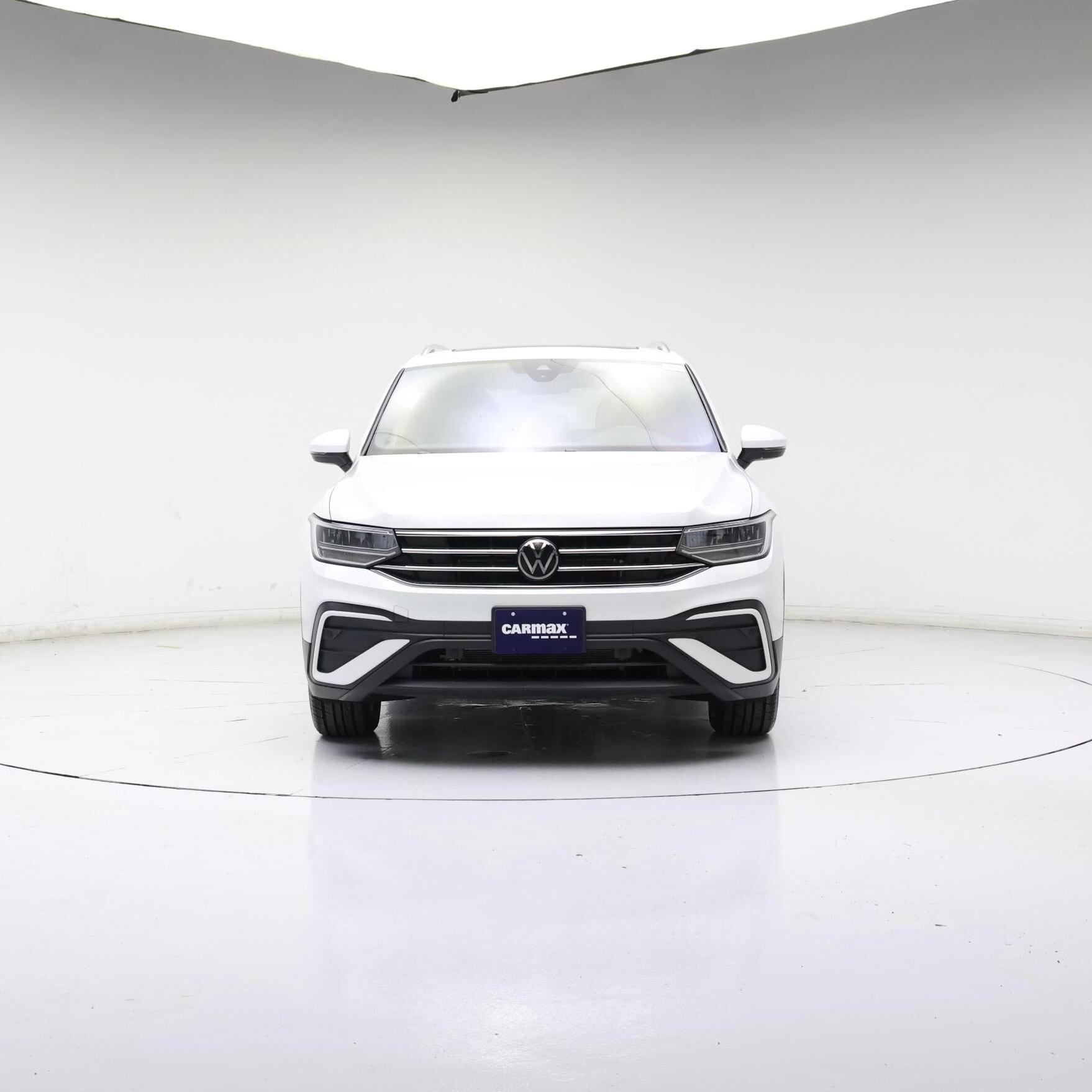 Thumbnail: 2022 Volkswagen Tiguan - 5