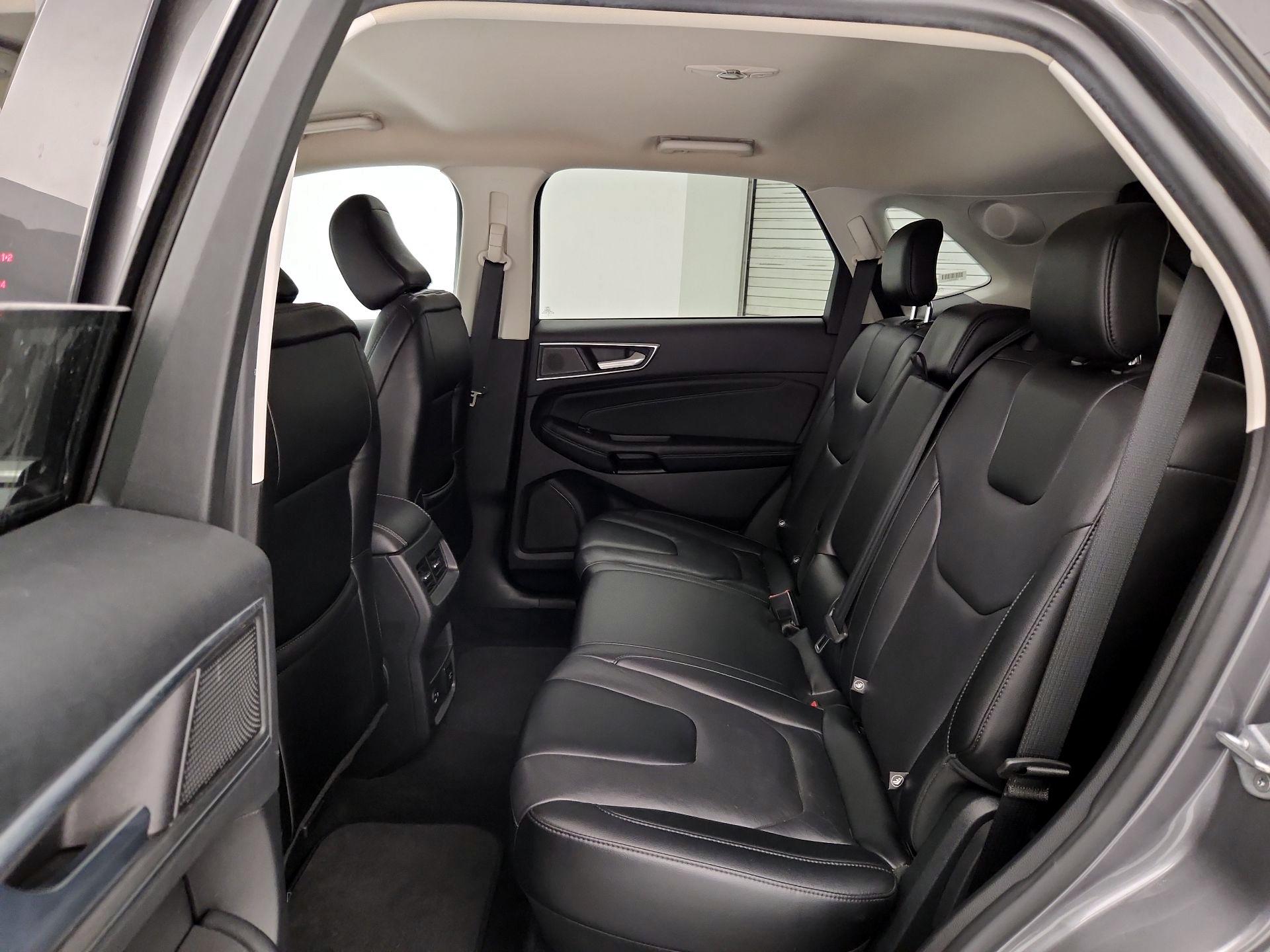 Thumbnail: 2022 Ford Edge - 19