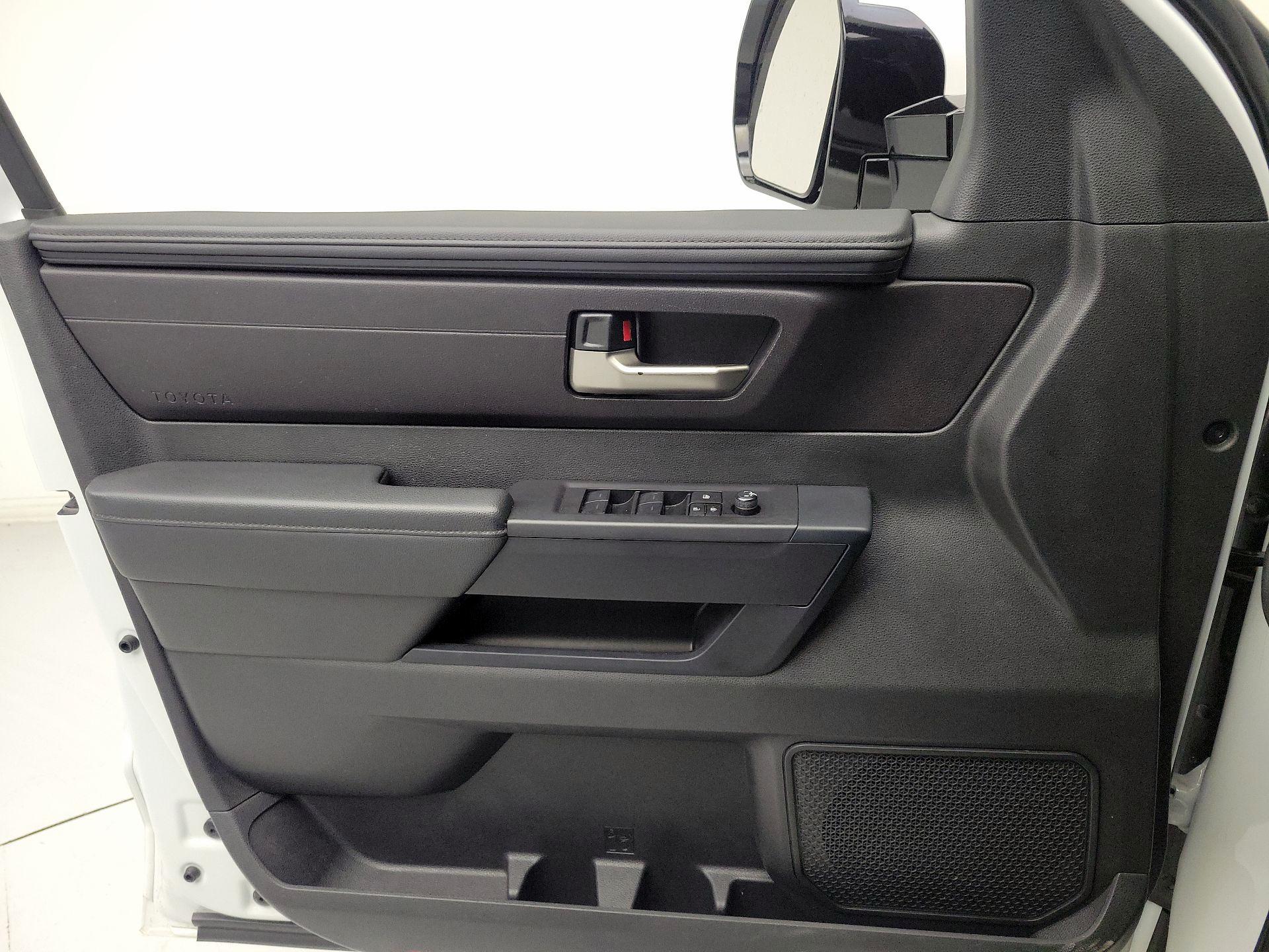 Thumbnail: 2024 Toyota Tundra - 12