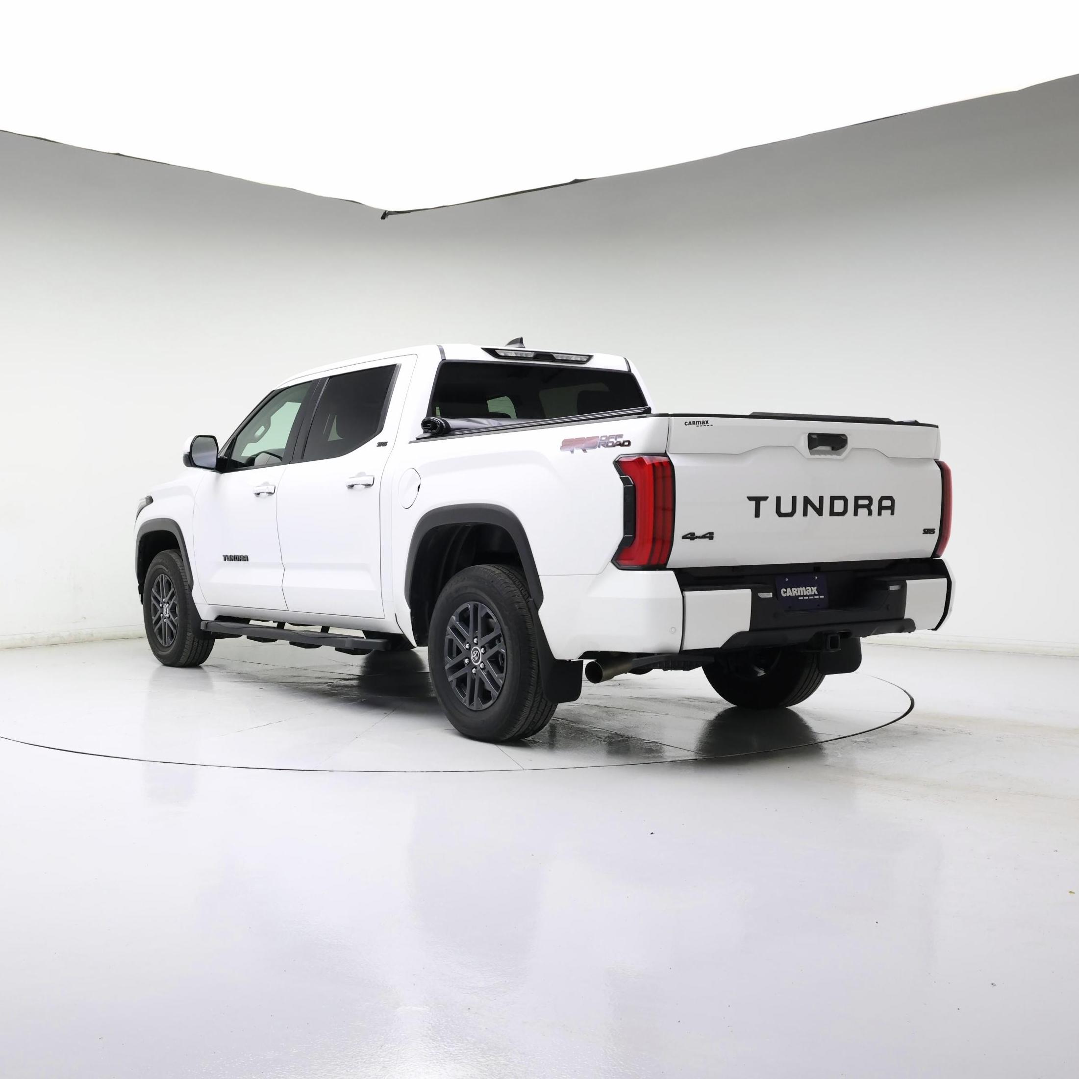 Thumbnail: 2024 Toyota Tundra - 2
