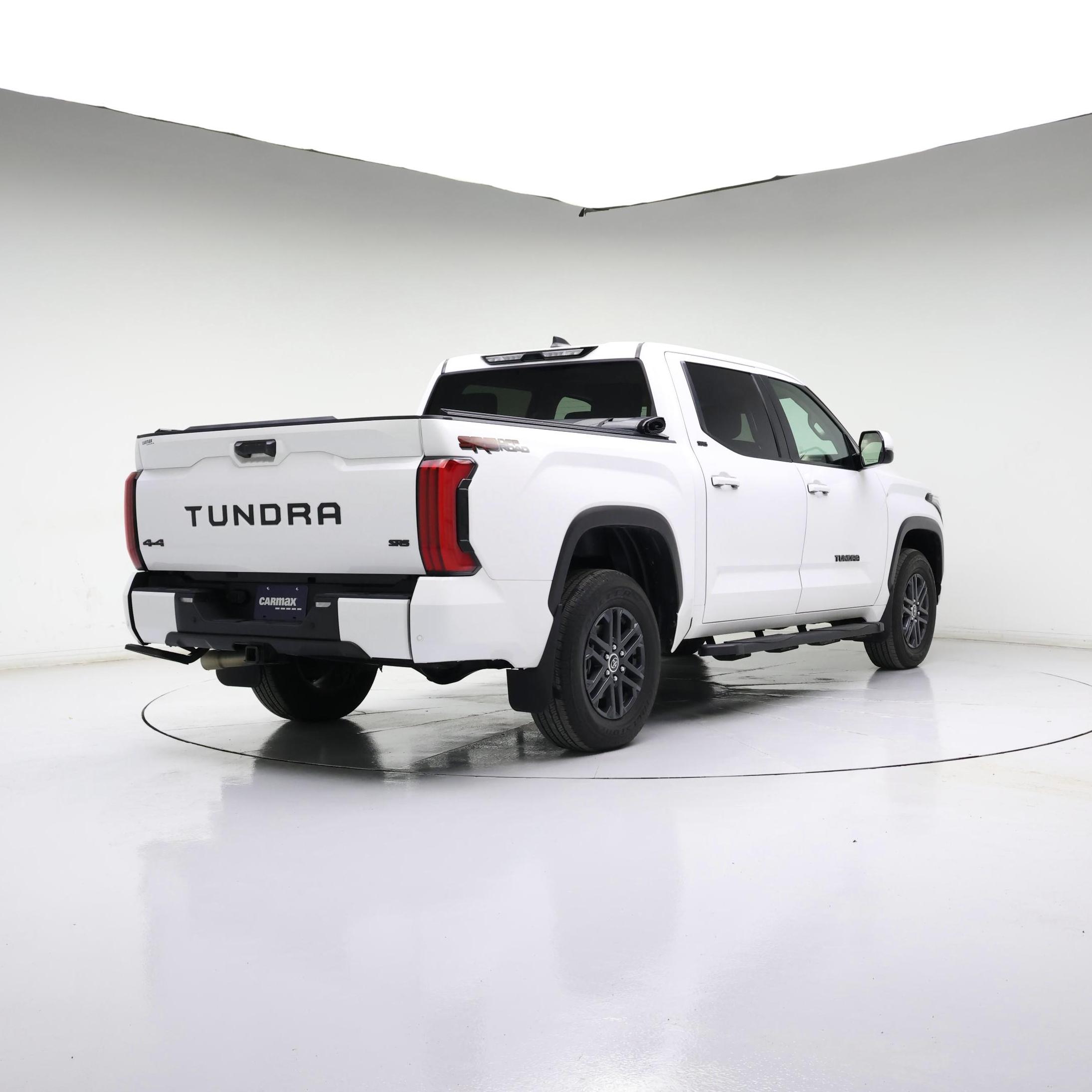 Thumbnail: 2024 Toyota Tundra - 8