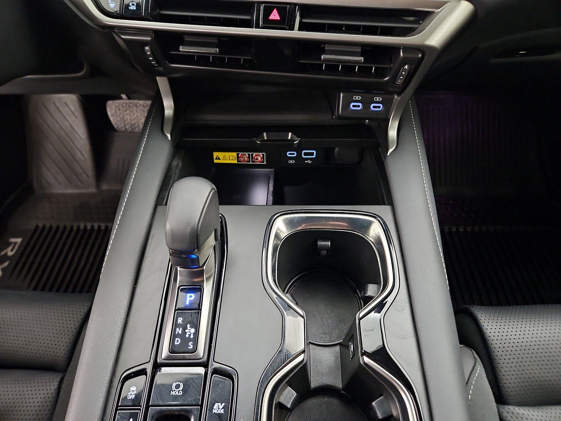 Thumbnail: 2024 Lexus RX - 17