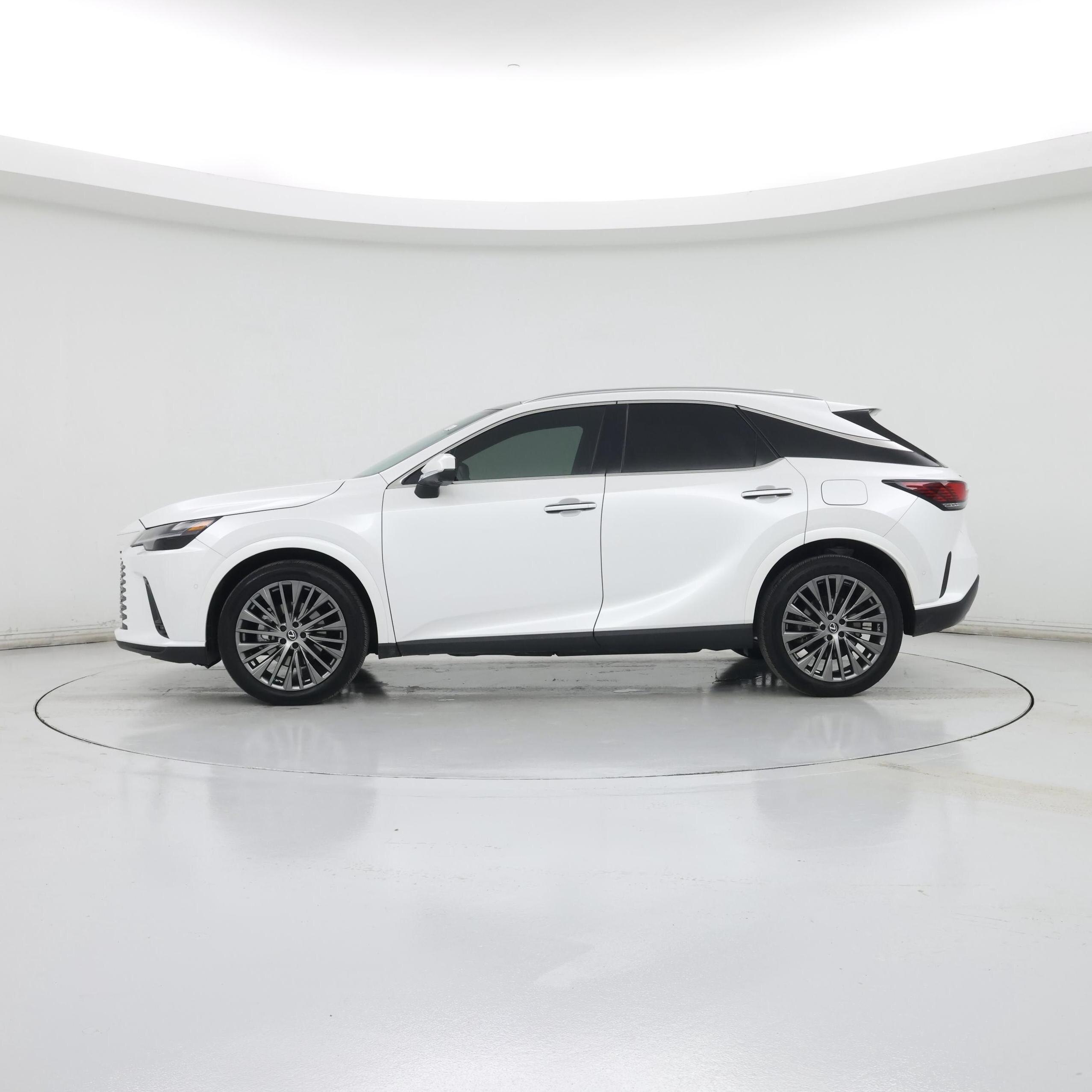 Thumbnail: 2024 Lexus RX - 3