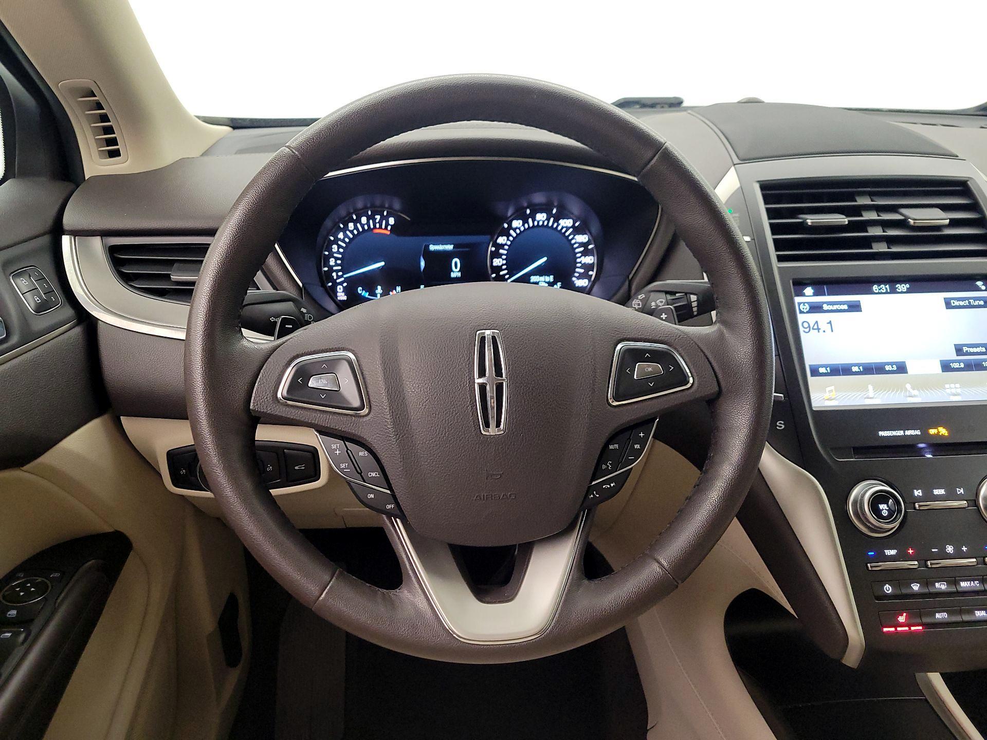 Thumbnail: 2018 Lincoln MKC - 10