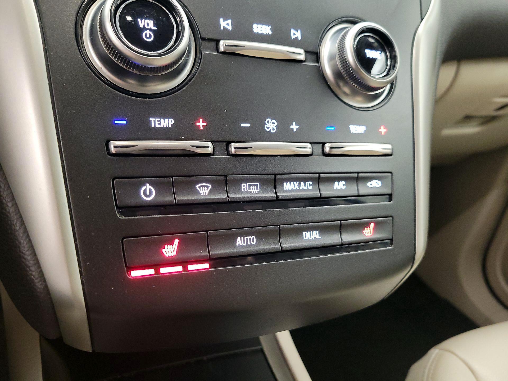 Thumbnail: 2018 Lincoln MKC - 16