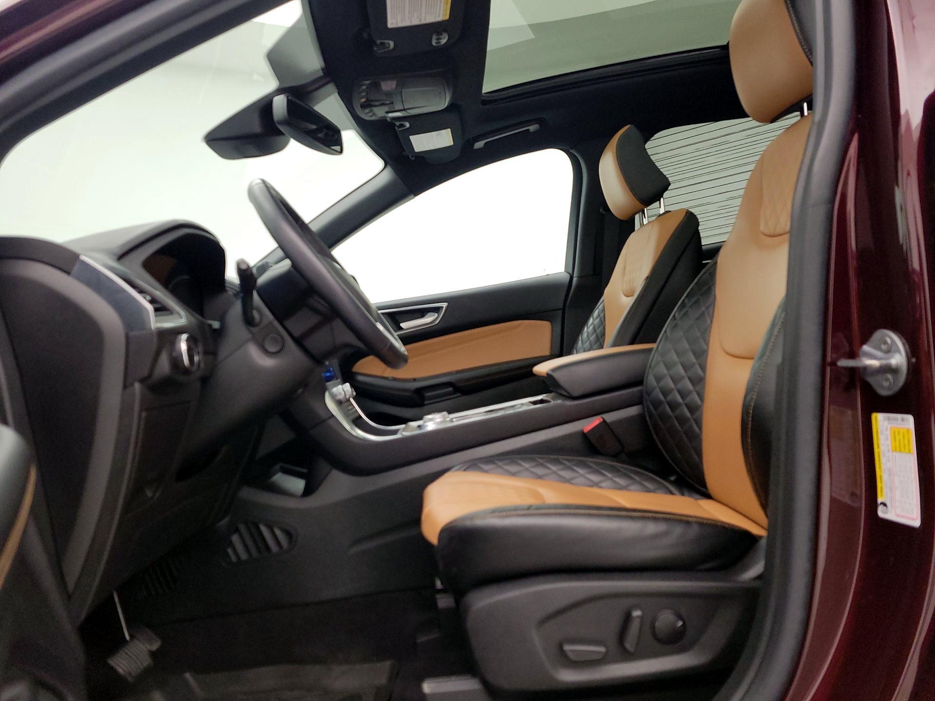 Thumbnail: 2023 Ford Edge - 11