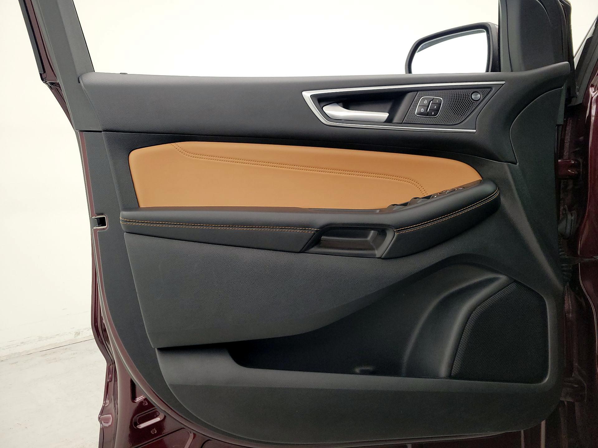 Thumbnail: 2023 Ford Edge - 12