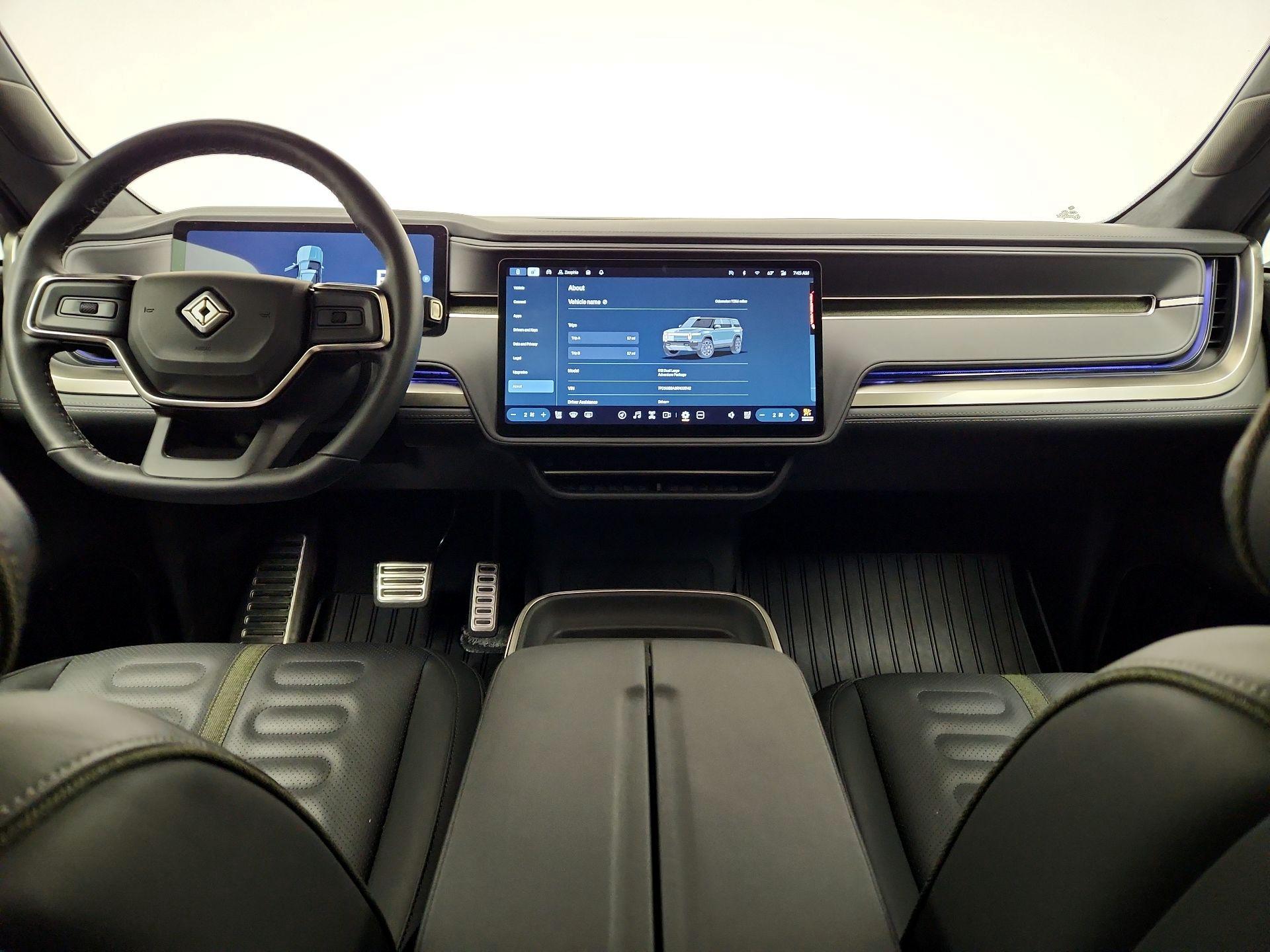 Thumbnail: 2024 Rivian R1S - 9