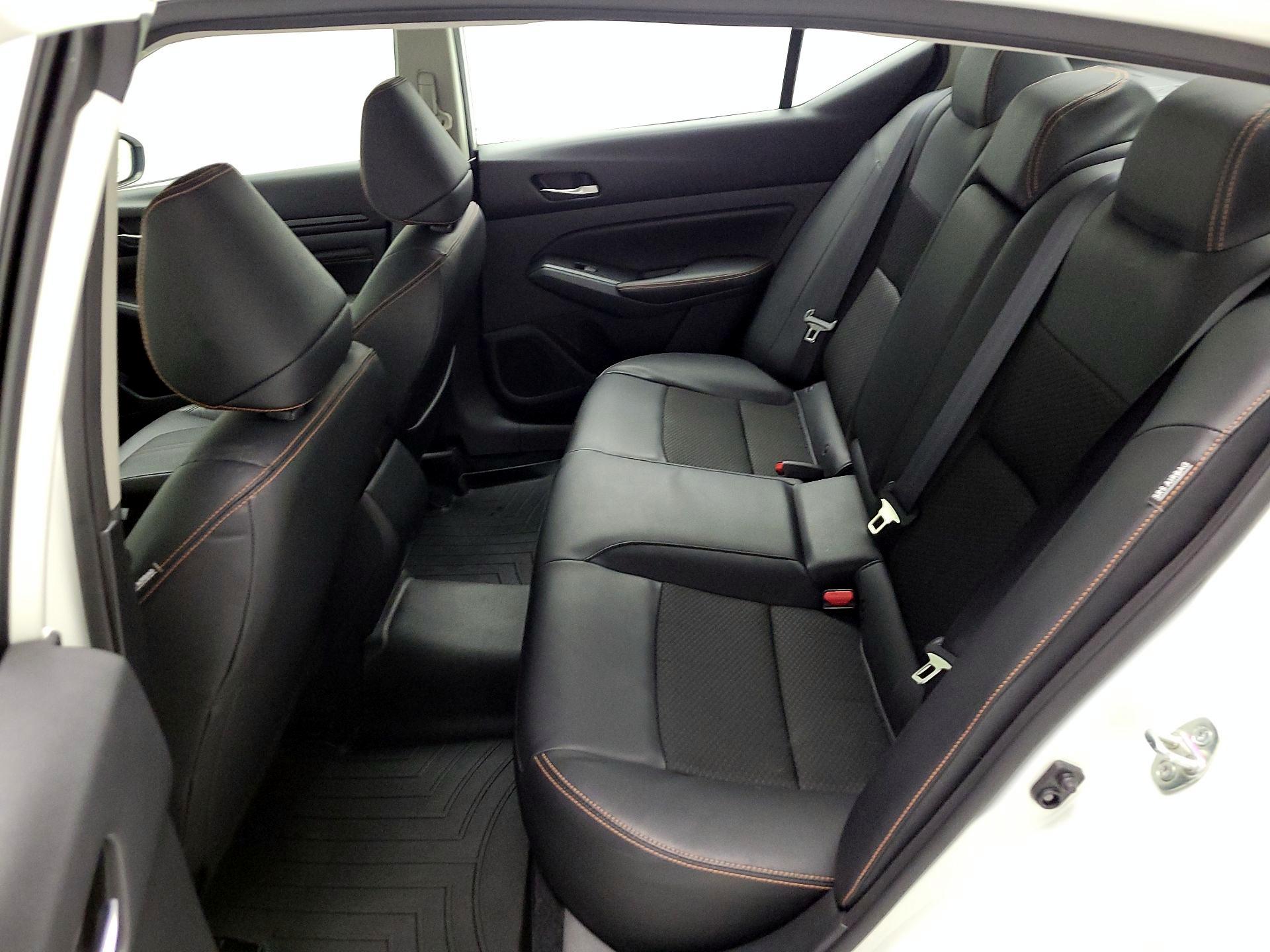 Thumbnail: 2022 Nissan Altima - 20